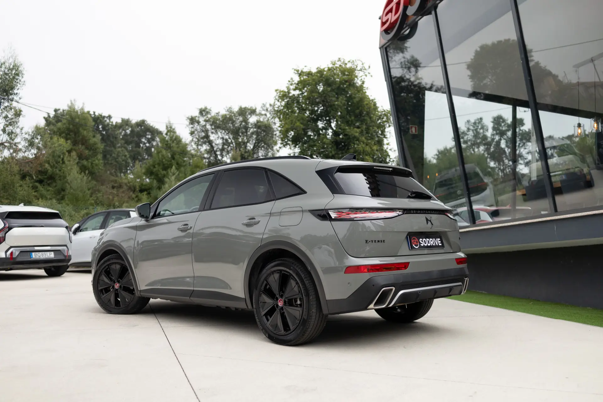 DS DS7 Crossback E-Tense Performance Line EAT8 11