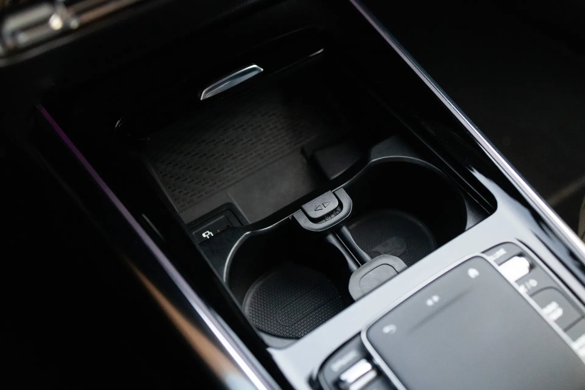 Mercedes-Benz EQA 350 4Matic Progressive 30