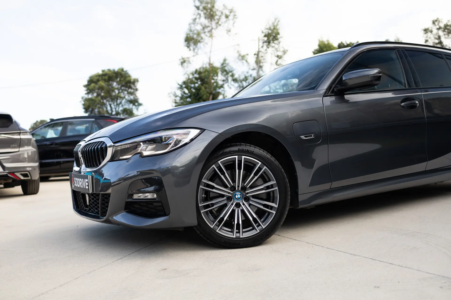 BMW 320 e Aut. M Sport 10