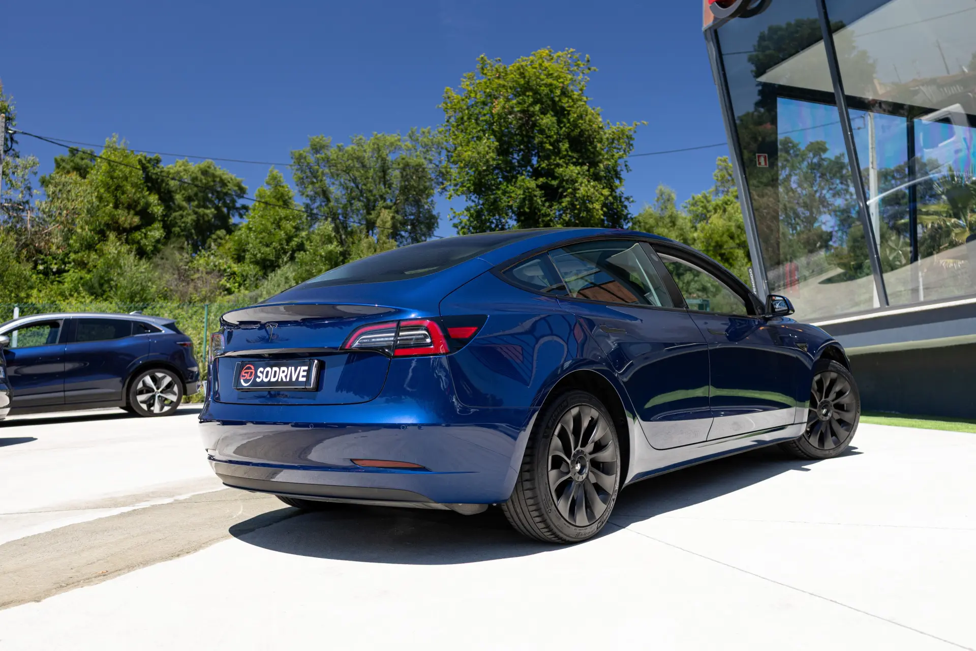 Tesla Model 3 Standard Range Plus RWD 4
