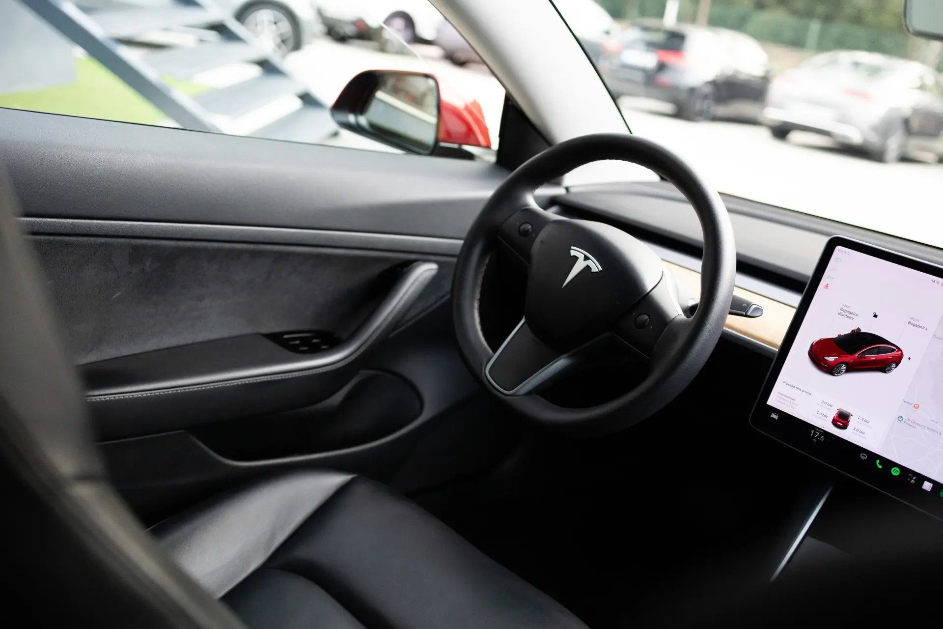 Tesla Model 3 Standard Range Plus RWD 31