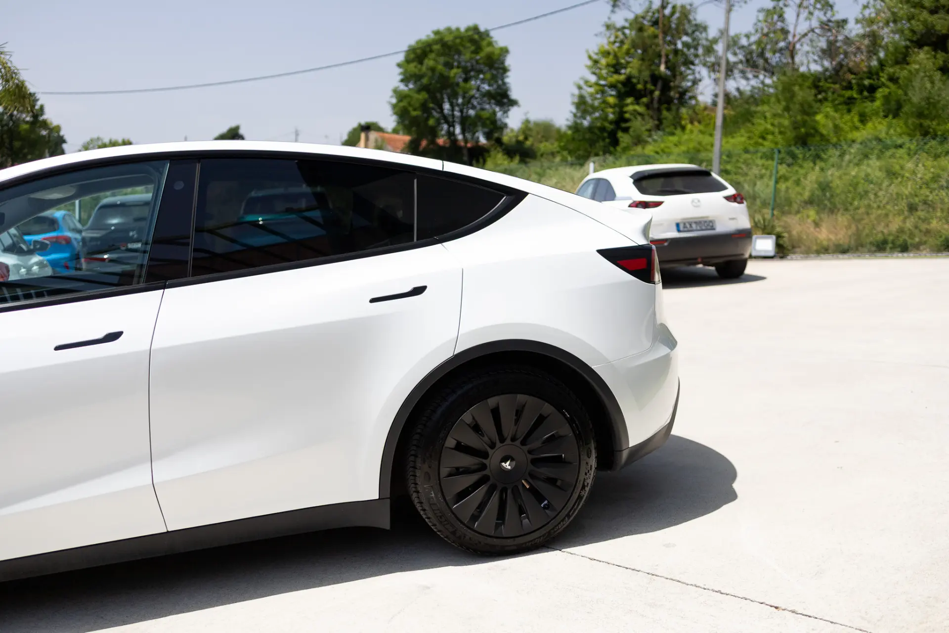 Tesla Model Y Standard 17