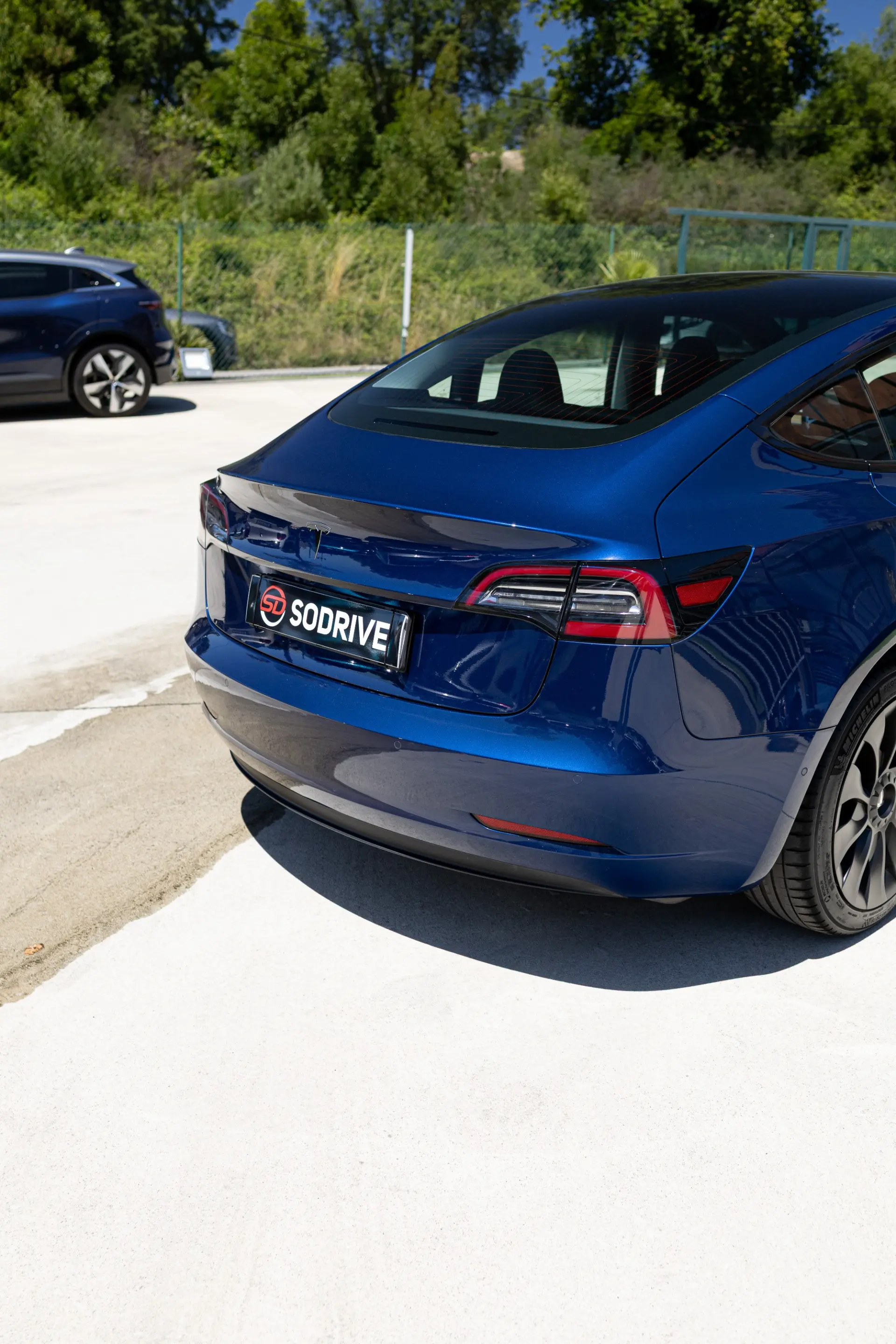 Tesla Model 3 Standard Range Plus RWD 18
