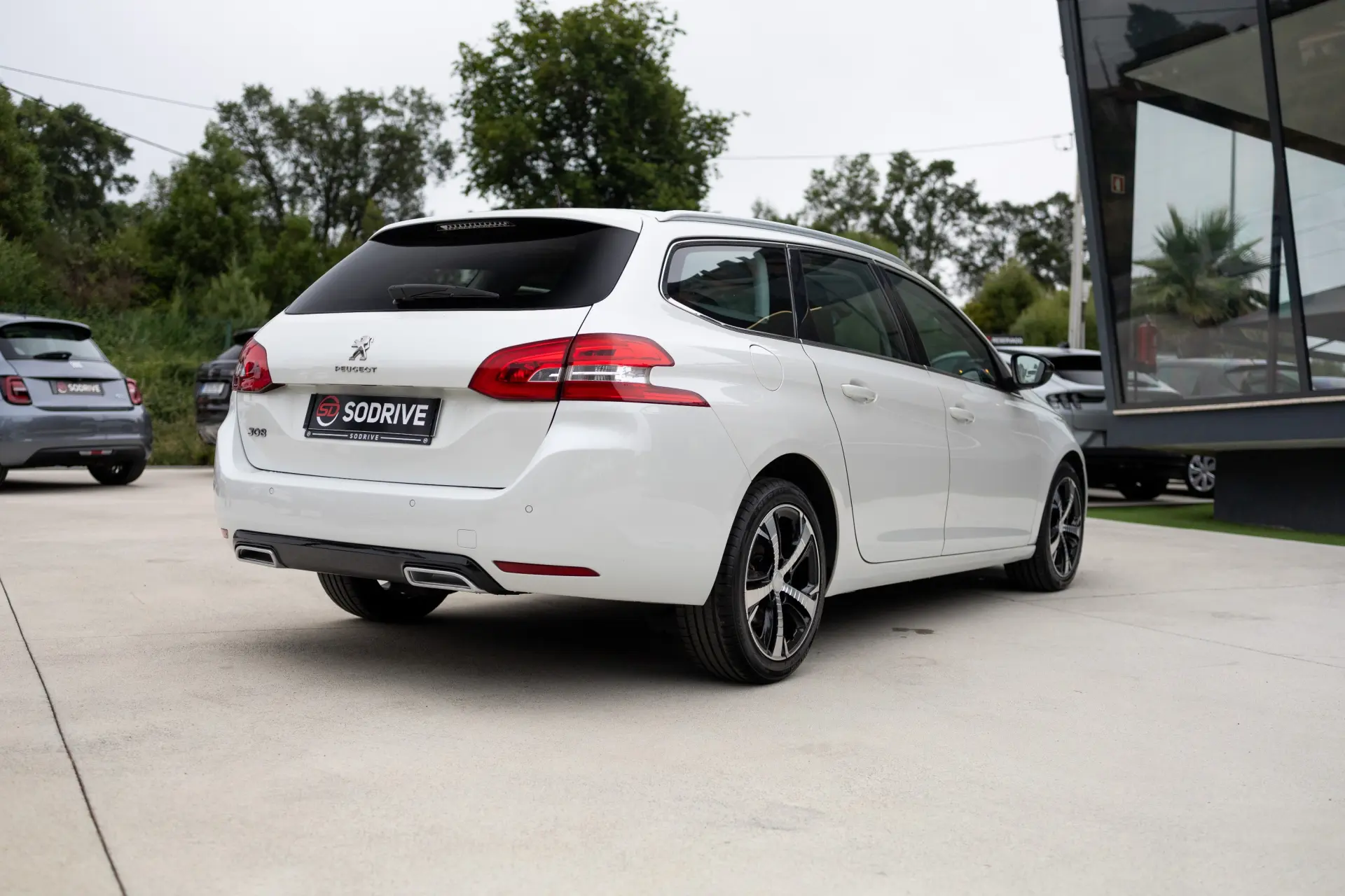 Peugeot 308 SW 1.6 BlueHDi Allure 4