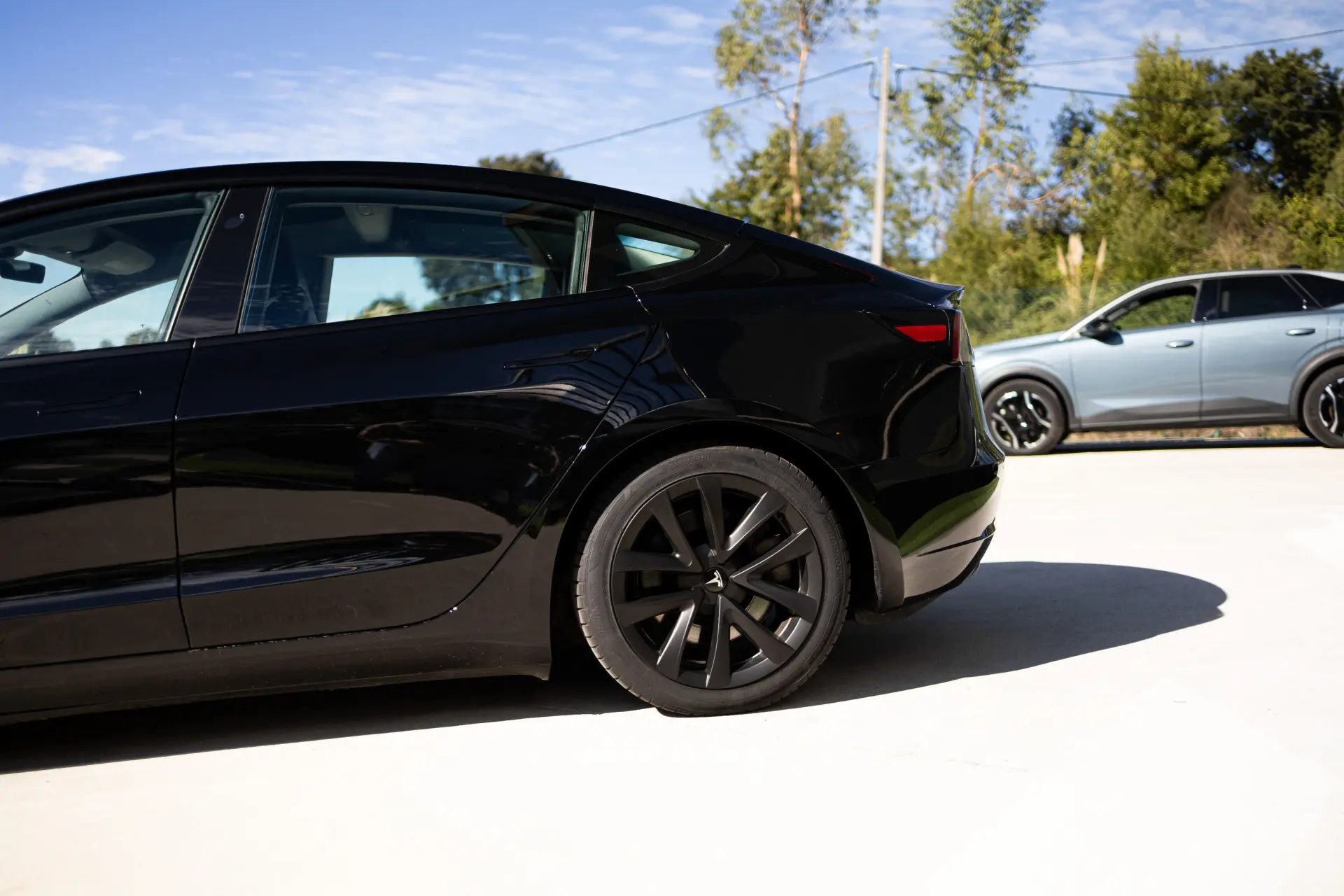 Tesla Model 3 Standard RWD 9