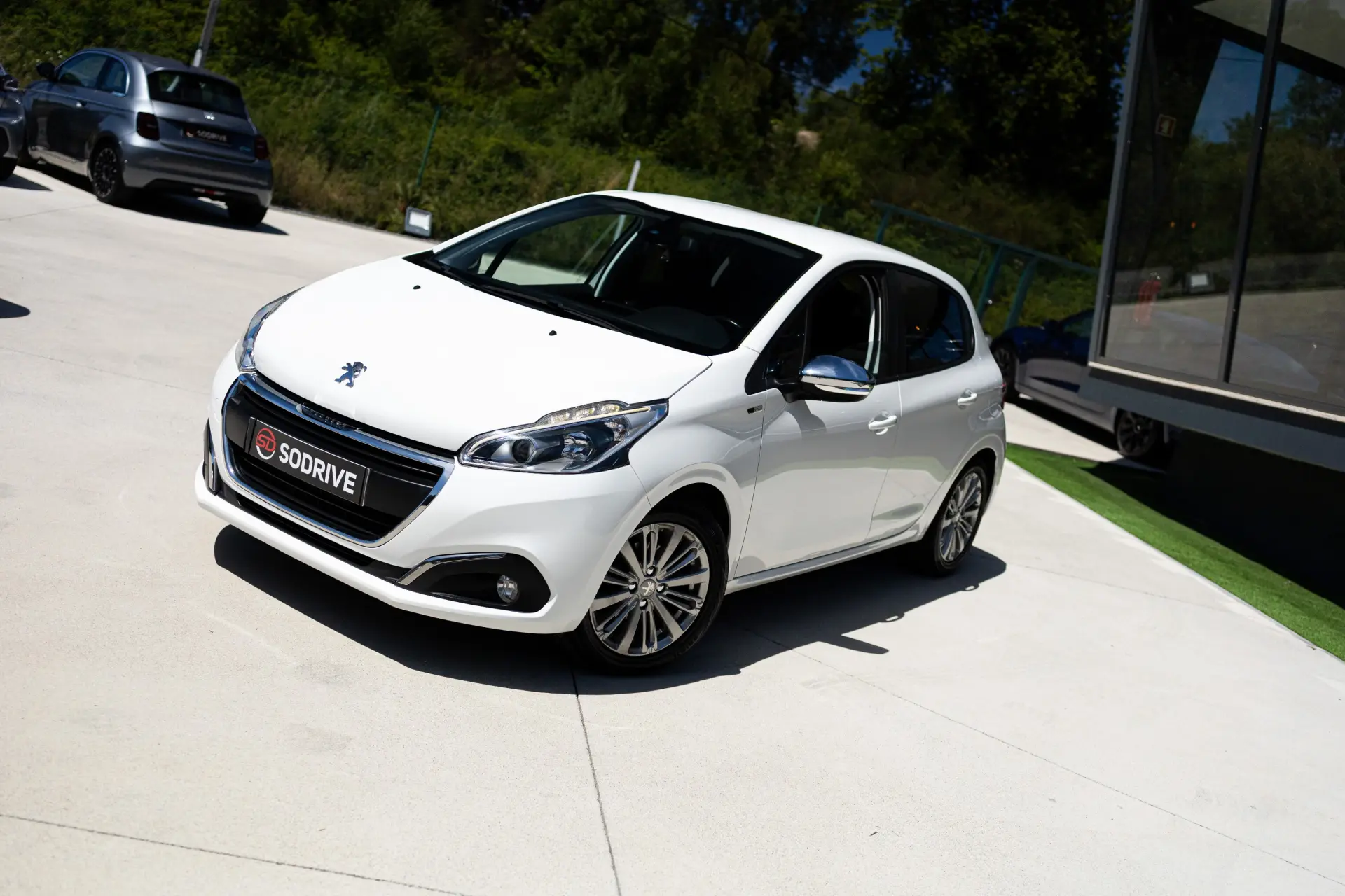 Peugeot 208 1.6 BlueHDi Style 3