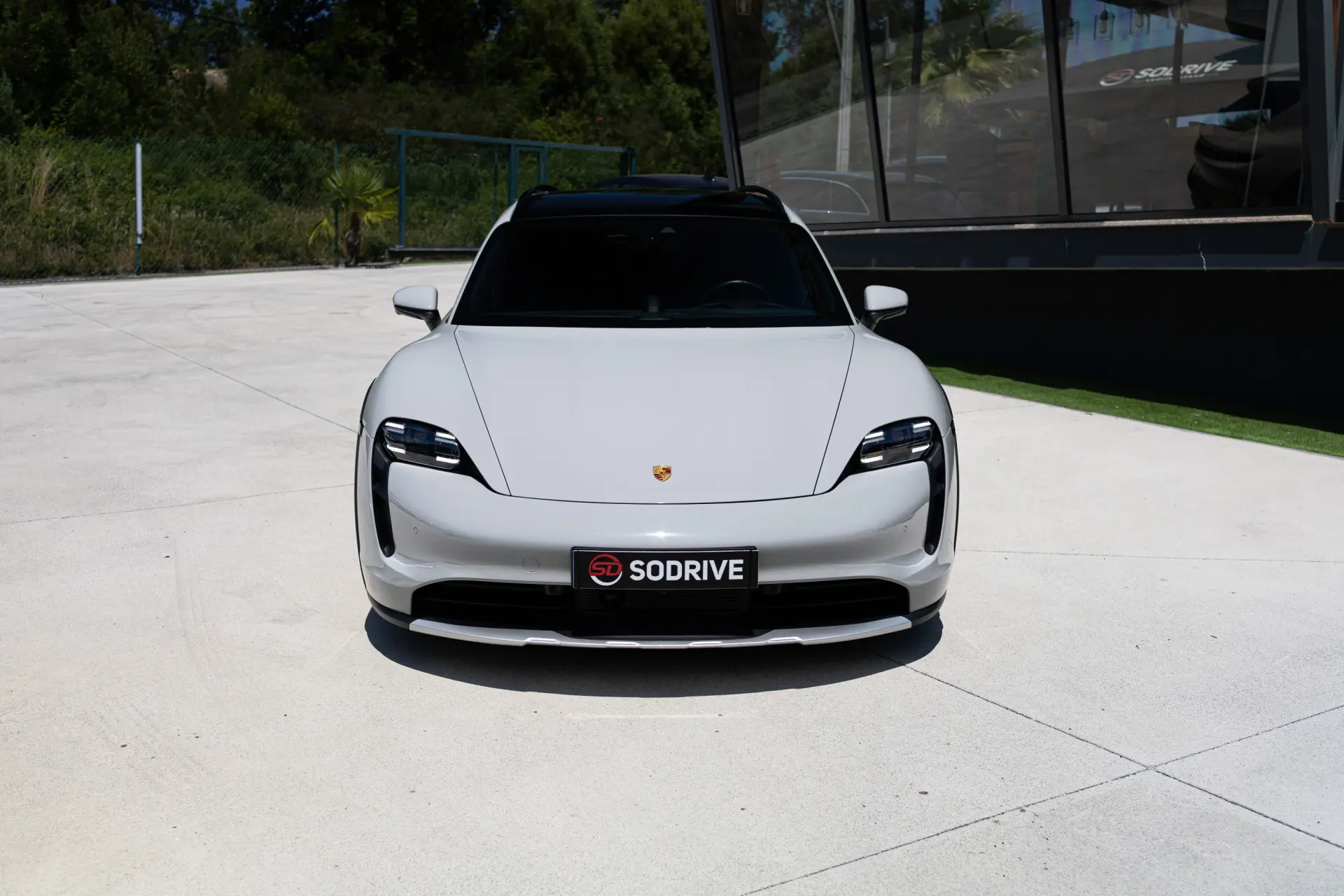 Porsche Taycan Cross Turismo 4 19