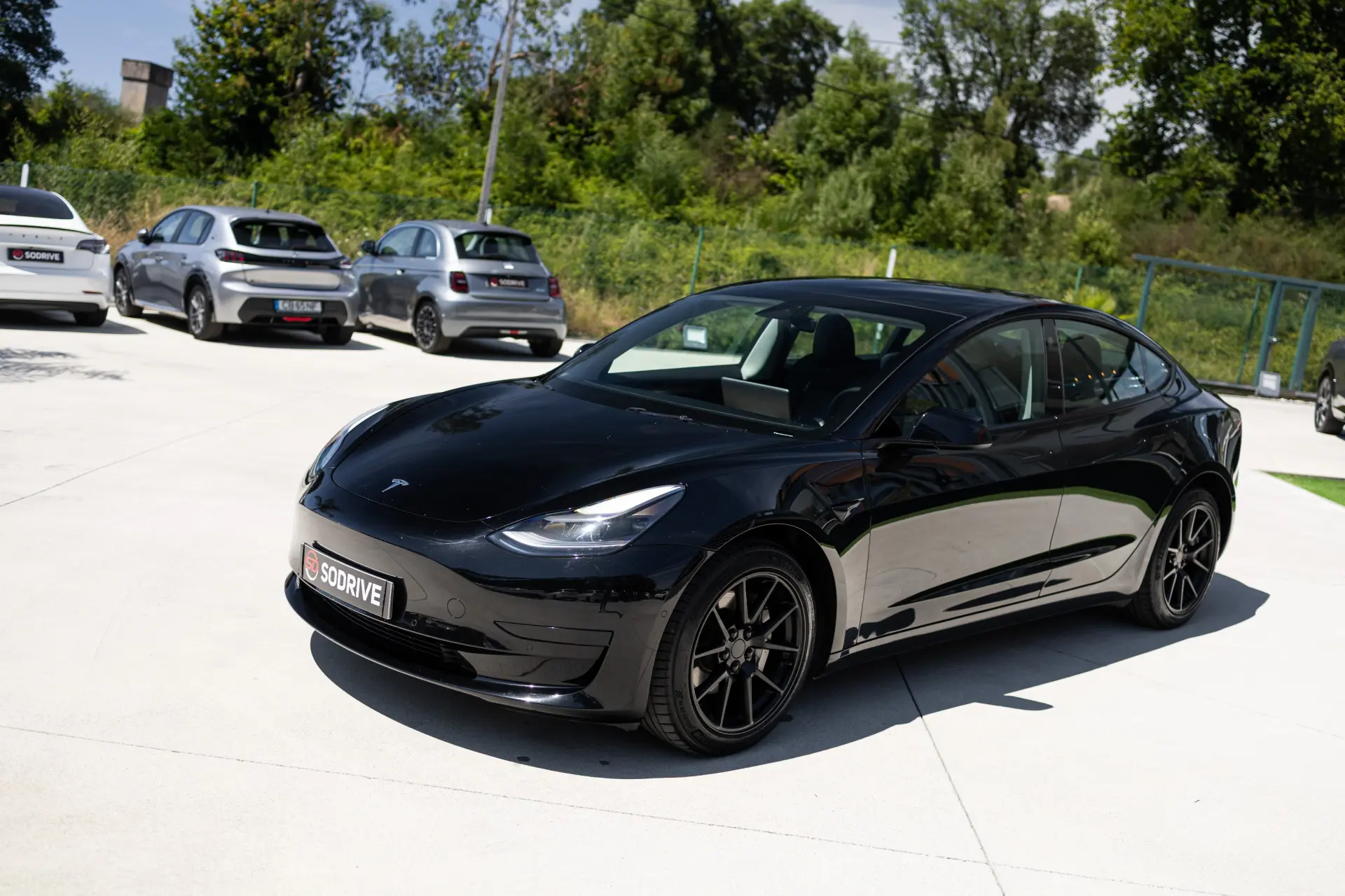 Tesla Model 3 Standard Range Plus RWD 4