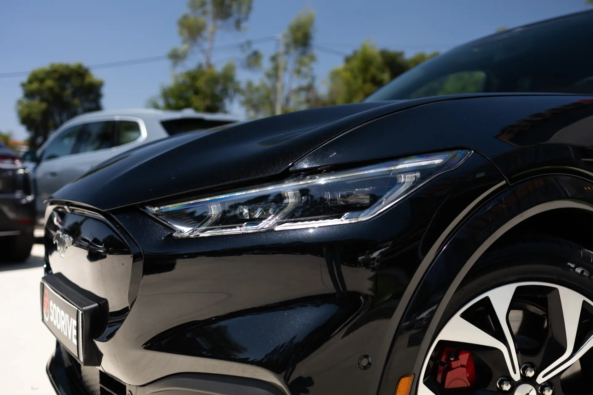 Ford Mustang Mach-E AWD PREMIUM 6