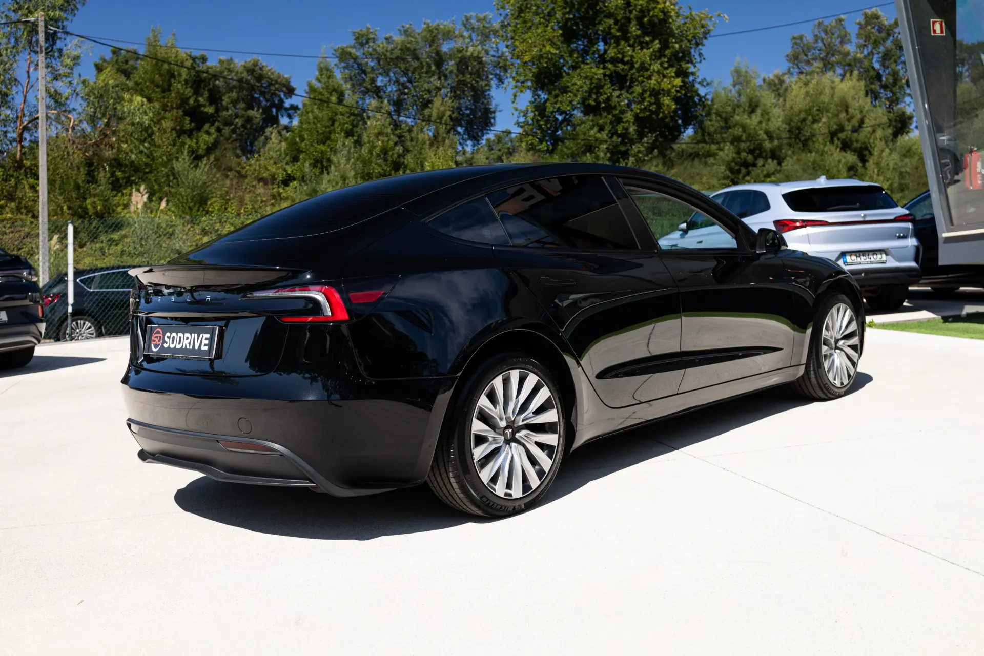 Tesla Model 3 Tração Traseira 18