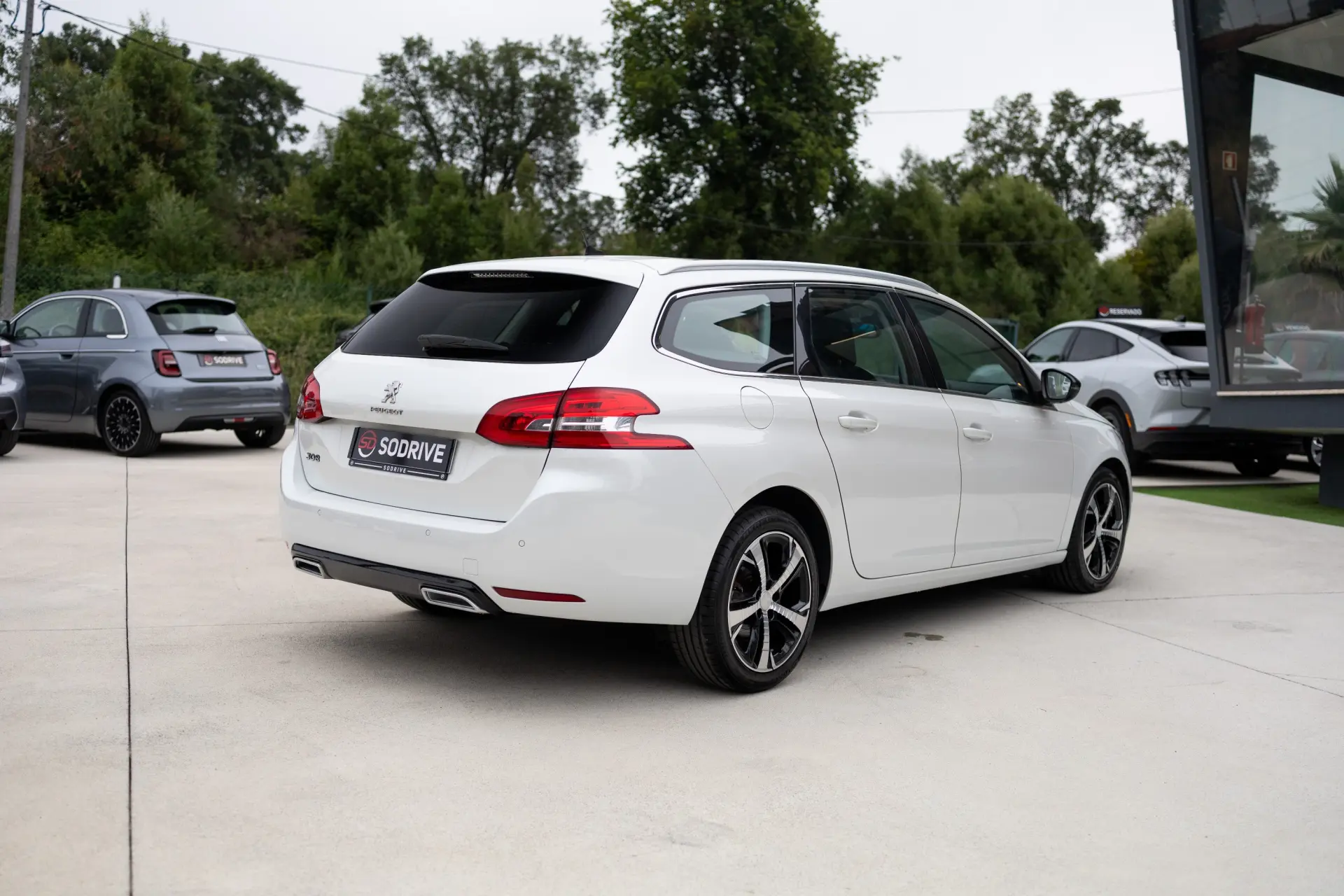 Peugeot 308 SW 1.6 BlueHDi Allure 16