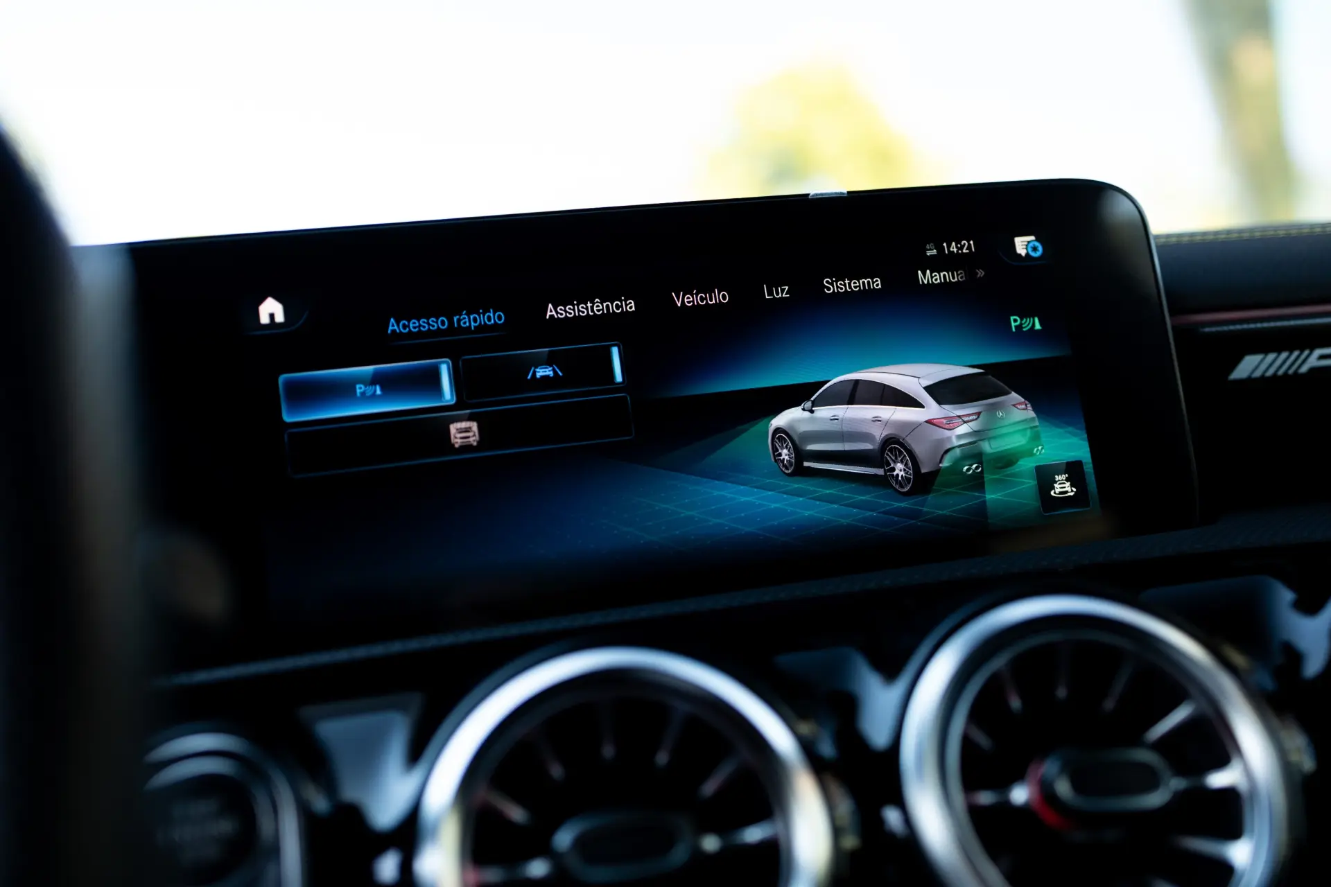 Mercedes-Benz CLA 45 AMG S Shooting Brake 4Matic+ 31