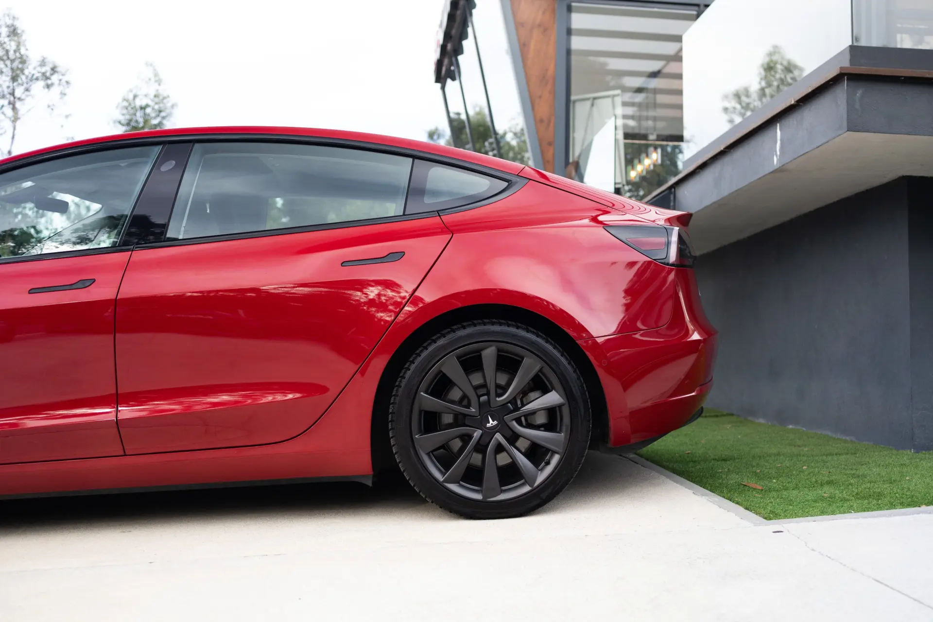 Tesla Model 3 Standard Range Plus RWD 10