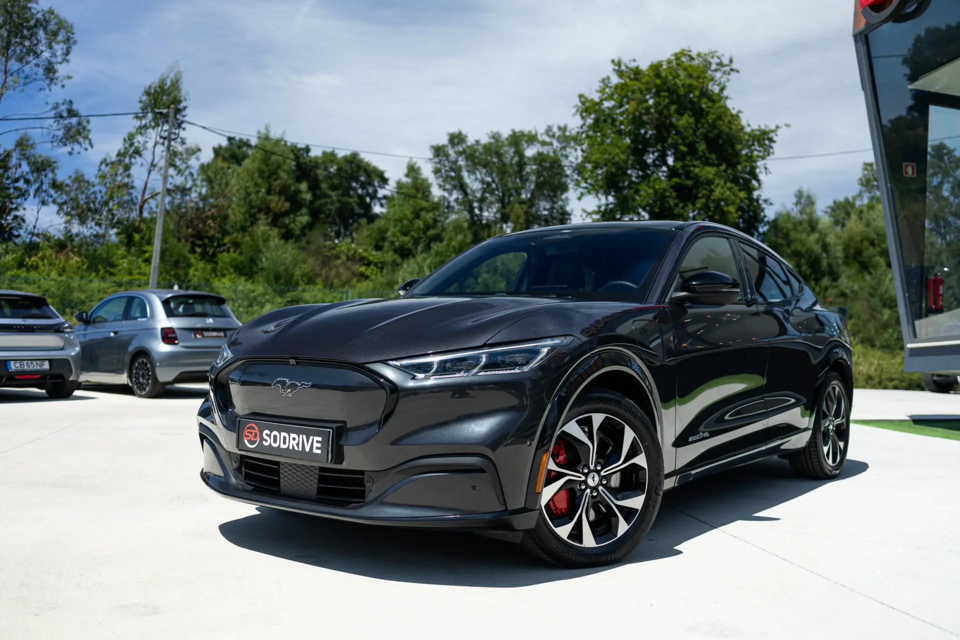 Ford Mustang Mach-E 75.7 kWh Premium AWD 7