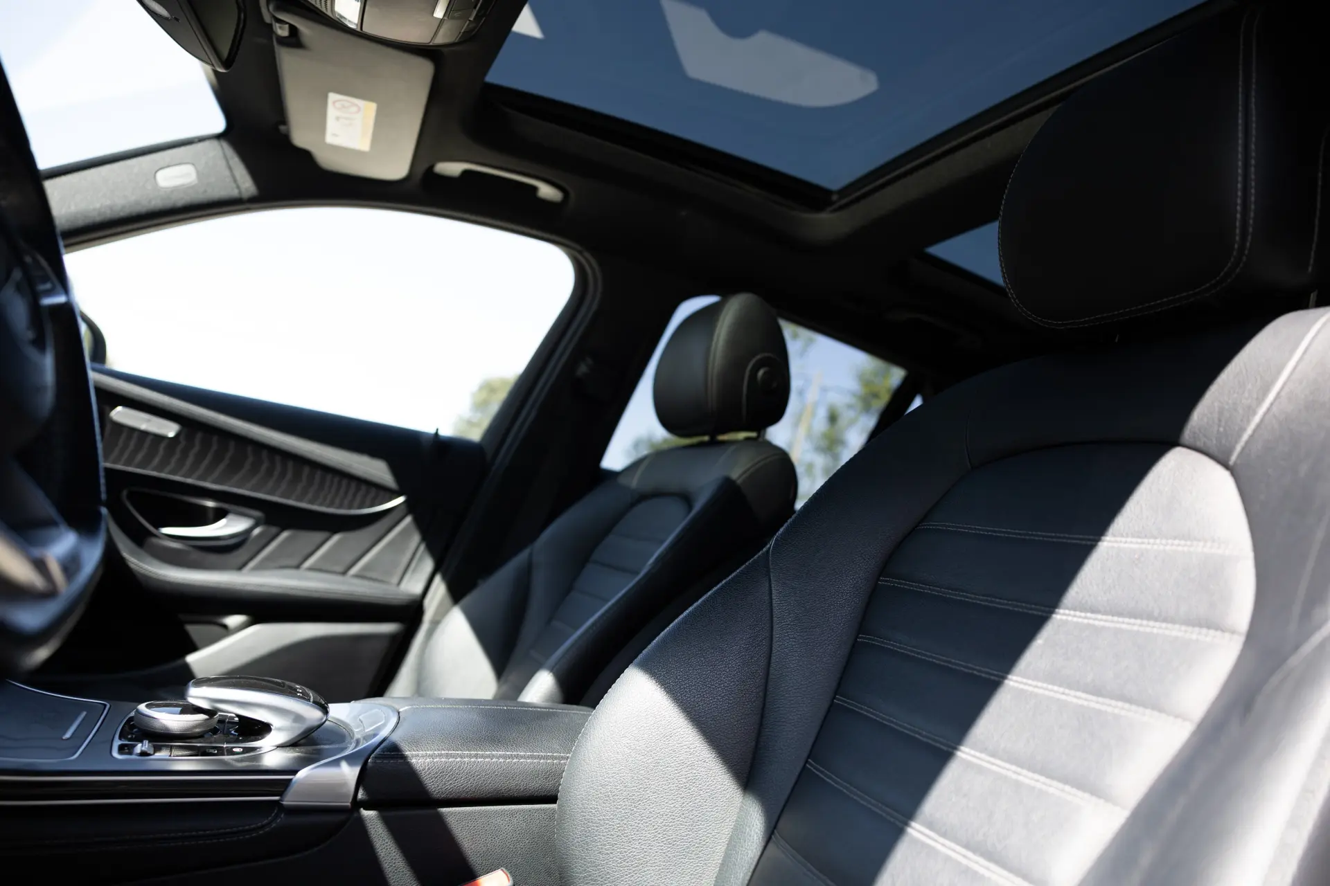 Mercedes-Benz GLC 250 d 4Matic 9G-TRONIC AMG Line 13