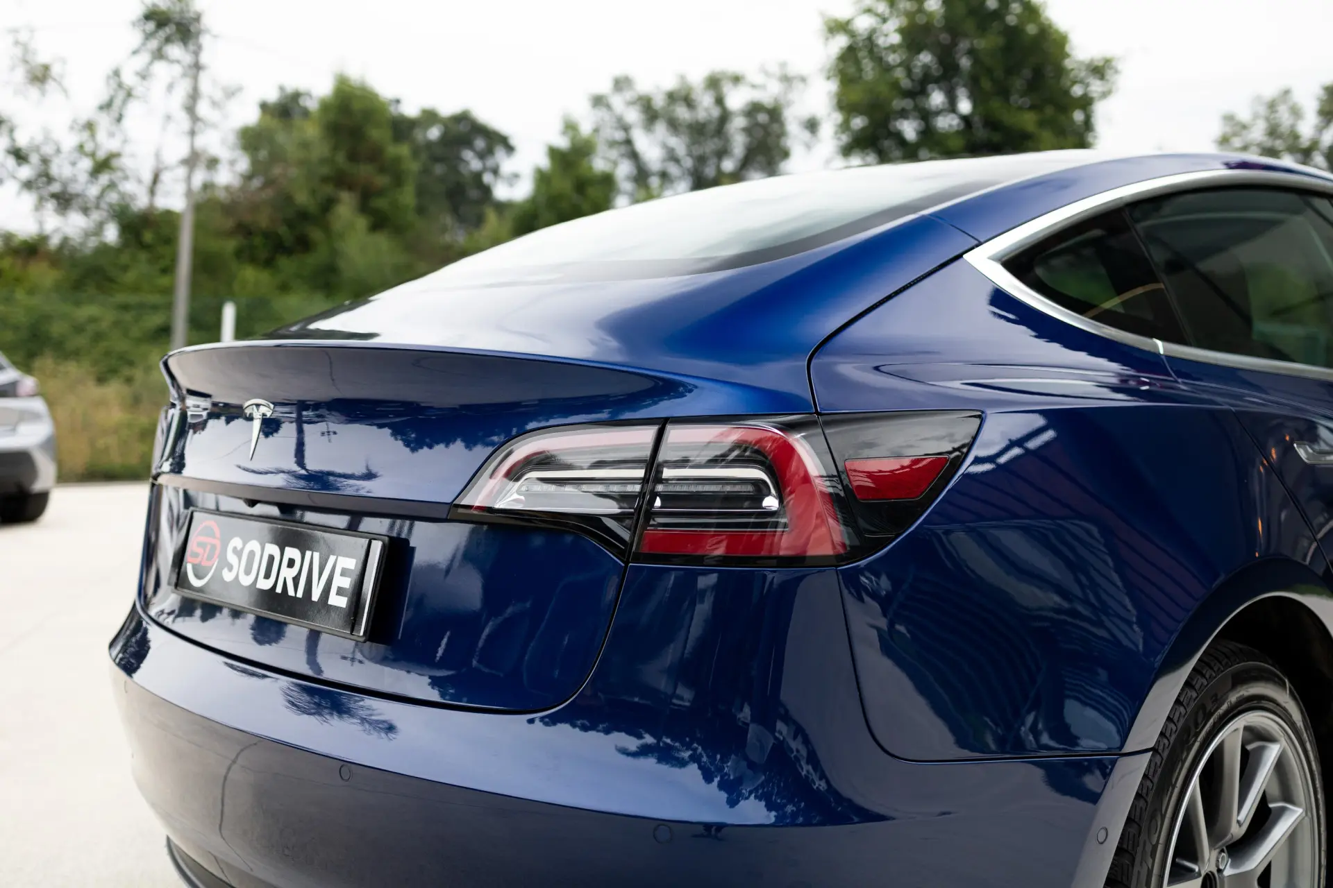 Tesla Model 3 Standard Range Plus RWD 16