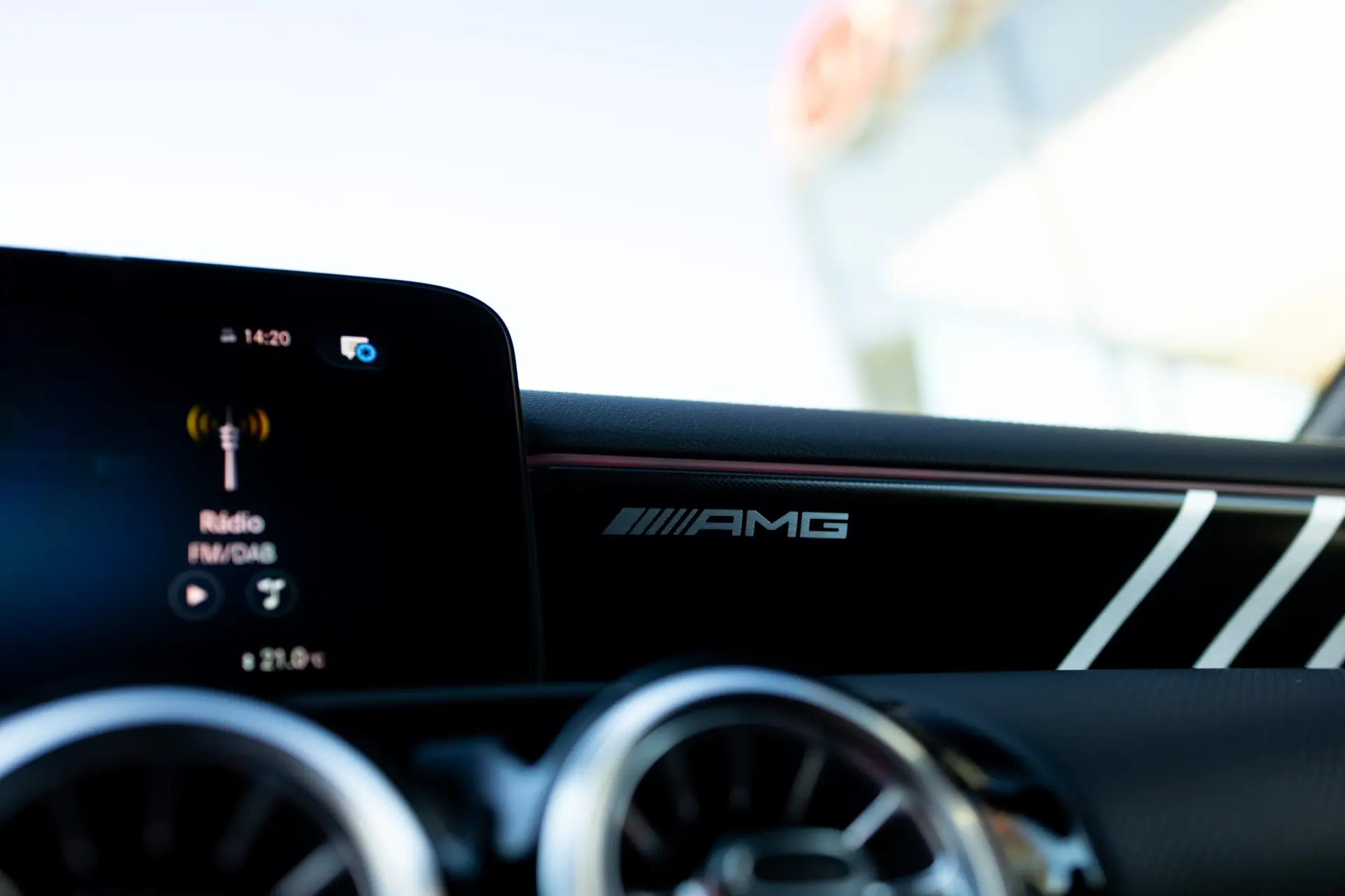 Mercedes-Benz CLA 45 AMG S Shooting Brake 4Matic+ 28