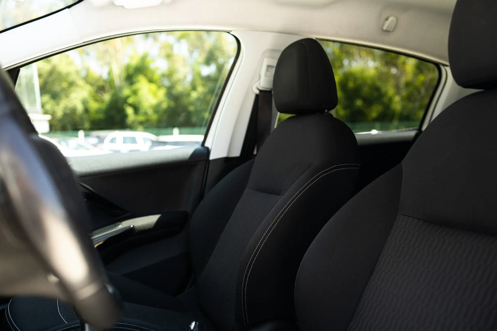 Peugeot 208 1.6 BlueHDi Style 23