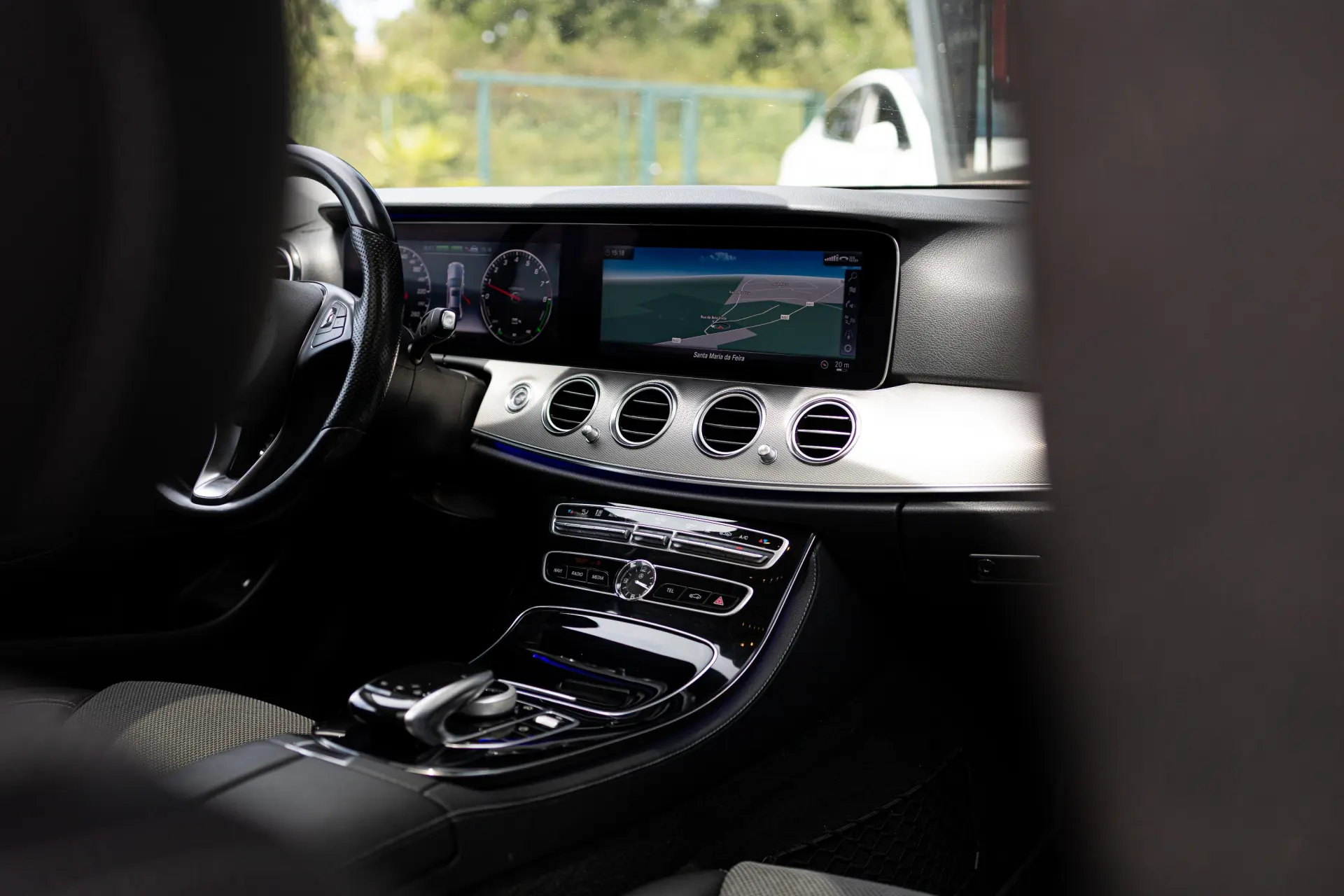 Mercedes-Benz E 350 e Avantgarde 33