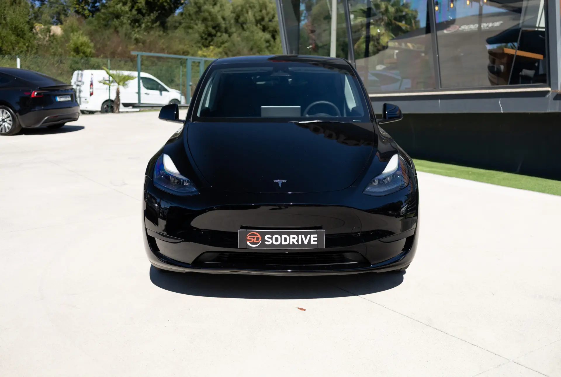 Tesla Model Y Standard 3