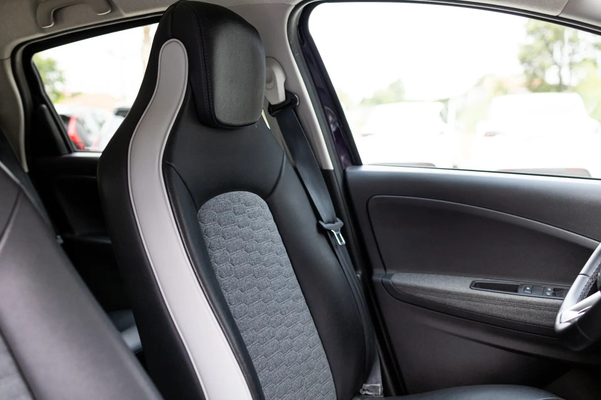 Renault Zoe (c/ Bateria) EV 50 110hp Equilibre 10