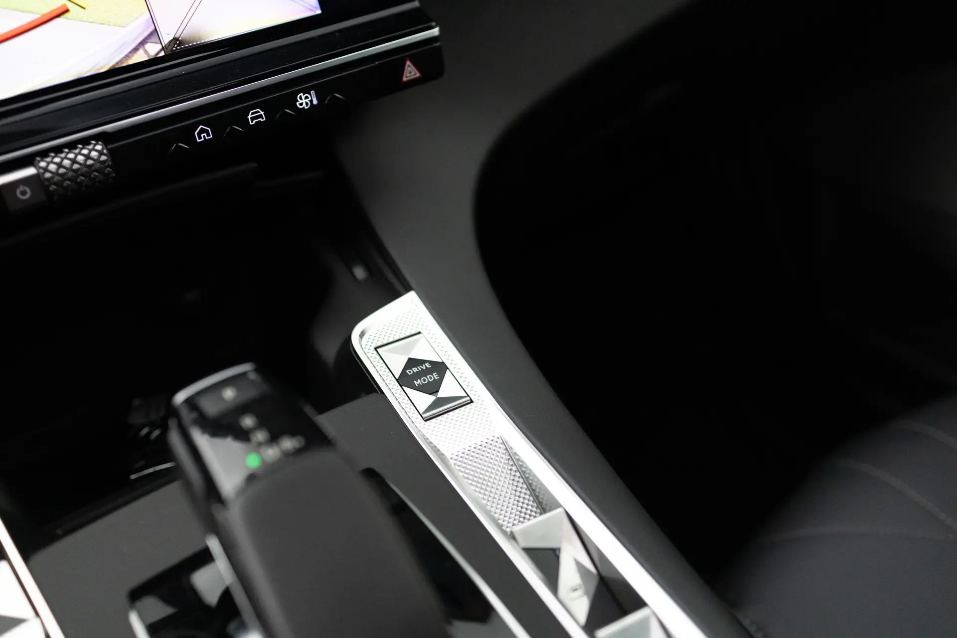 DS DS7 Crossback E-Tense Rivoli EAT8 27