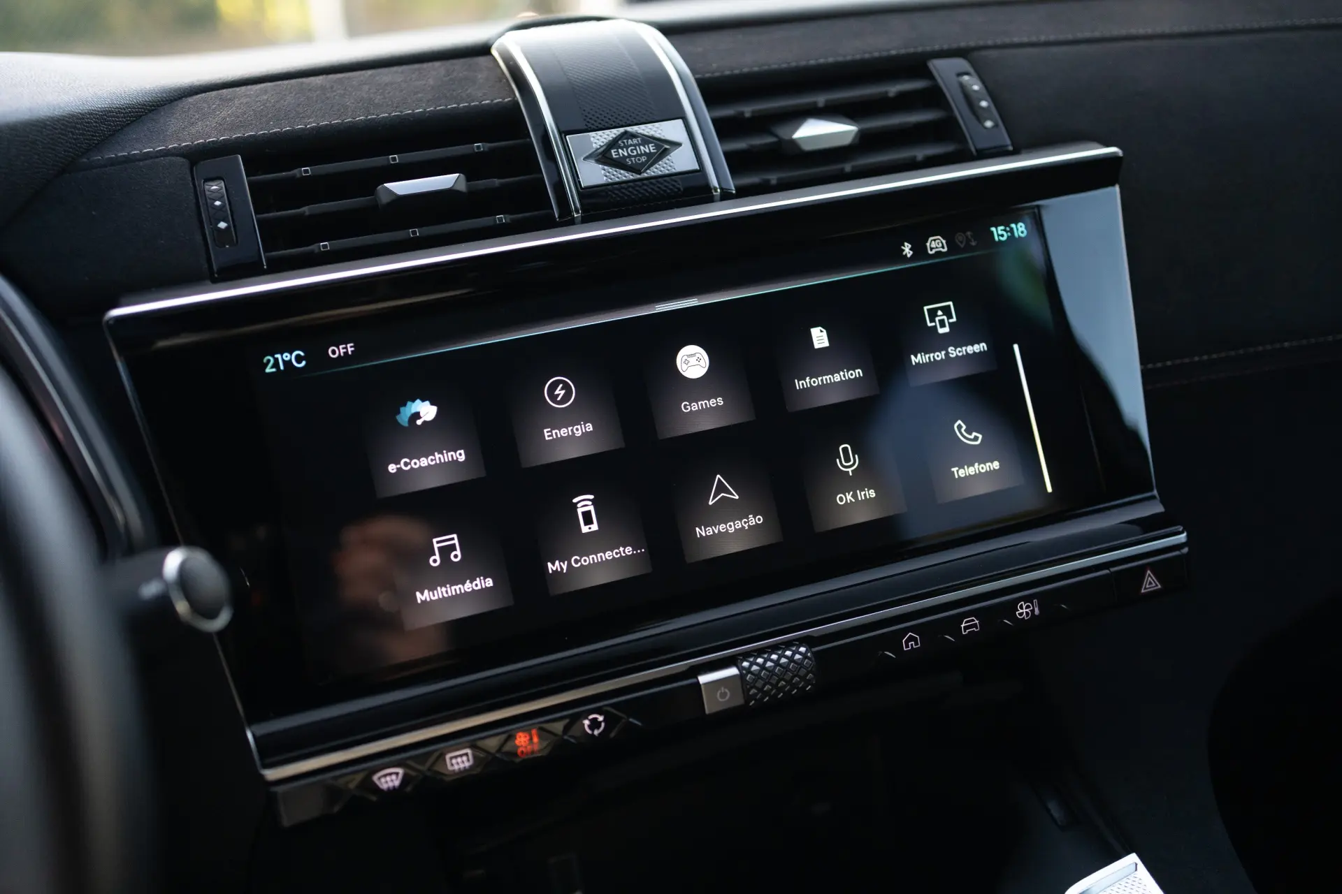 DS DS7 Crossback E-Tense Performance Line EAT8 11