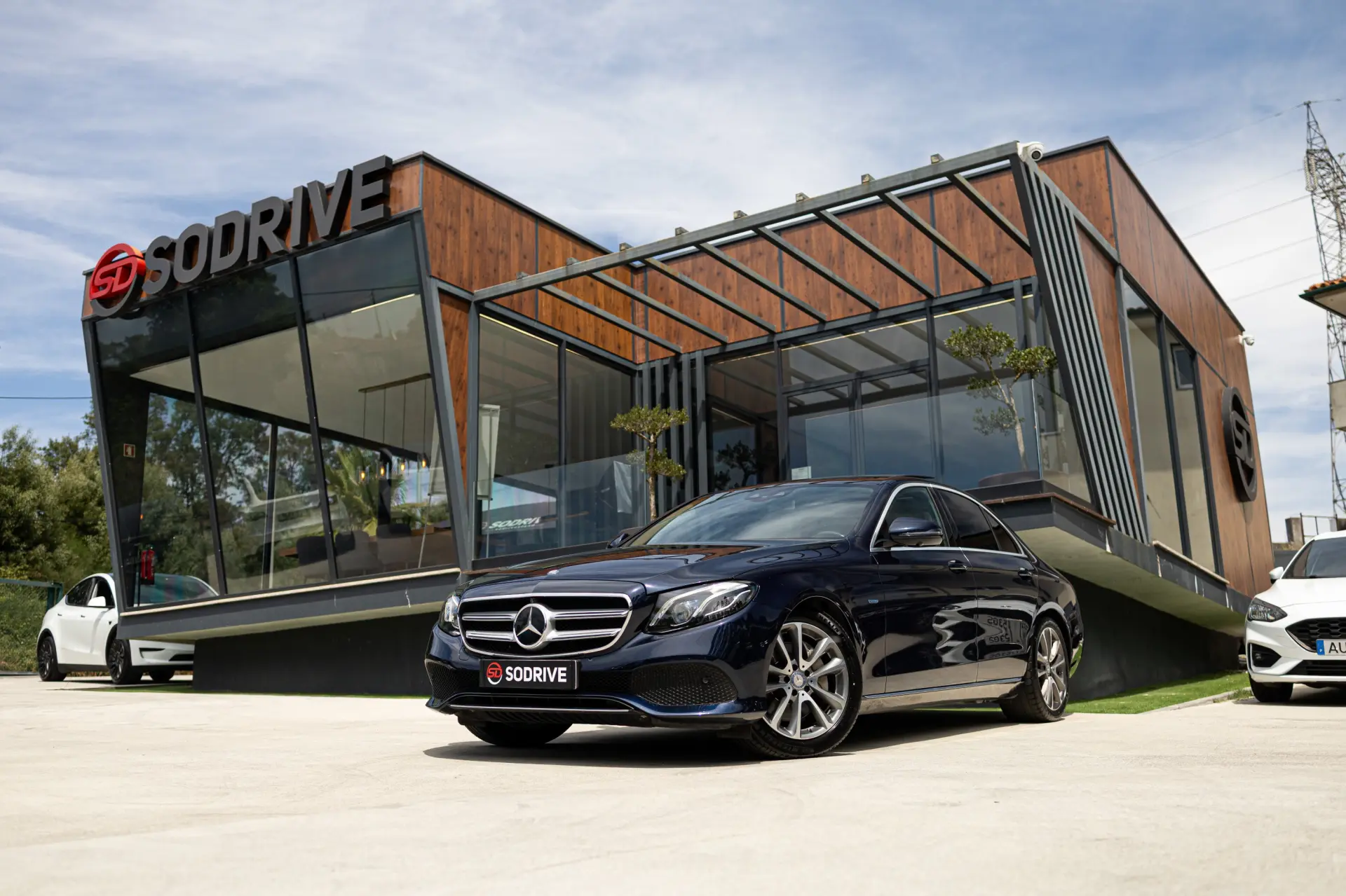 Mercedes-Benz E 350 e Avantgarde 1