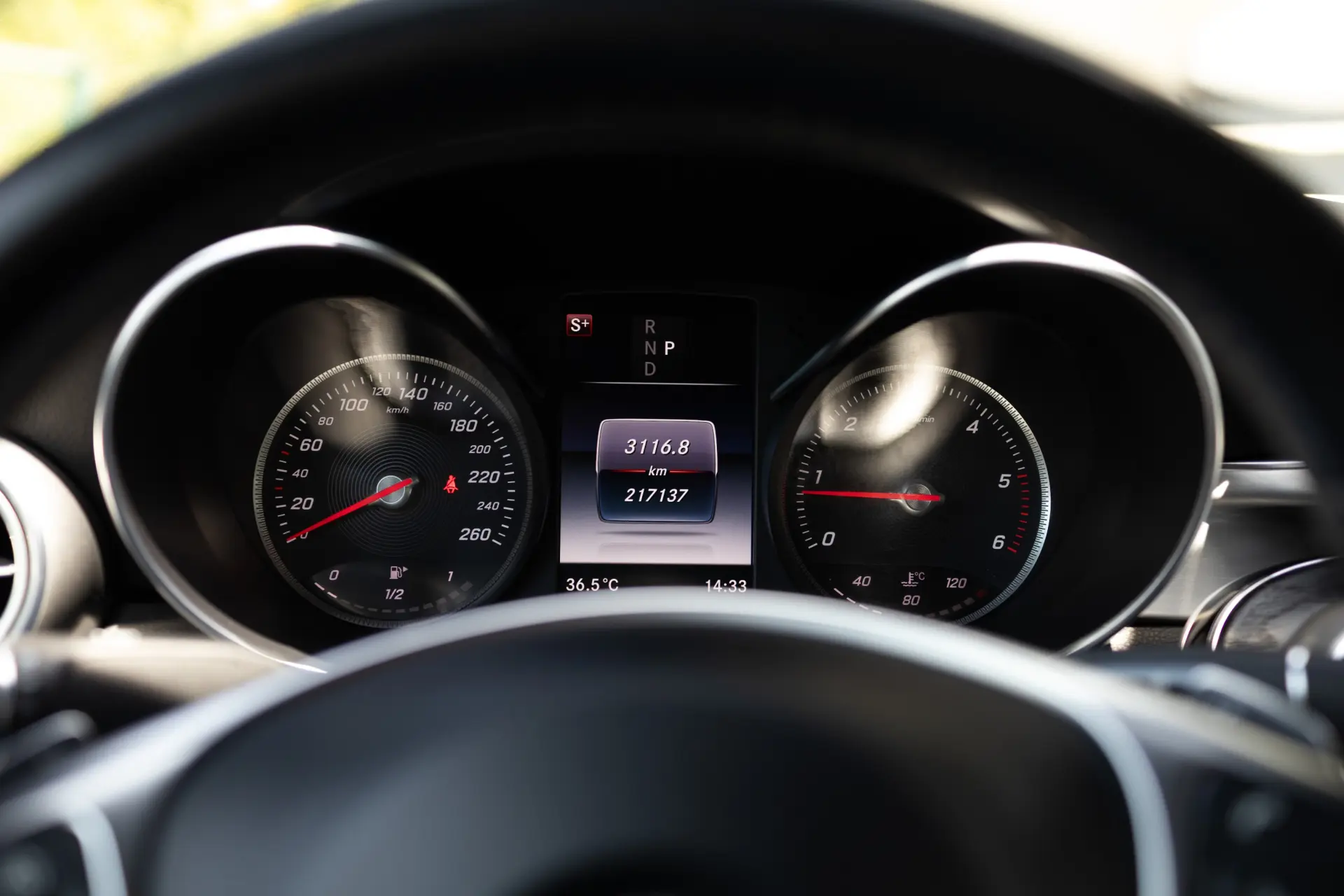 Mercedes-Benz C 220 d 9G-TRONIC AMG Line 11