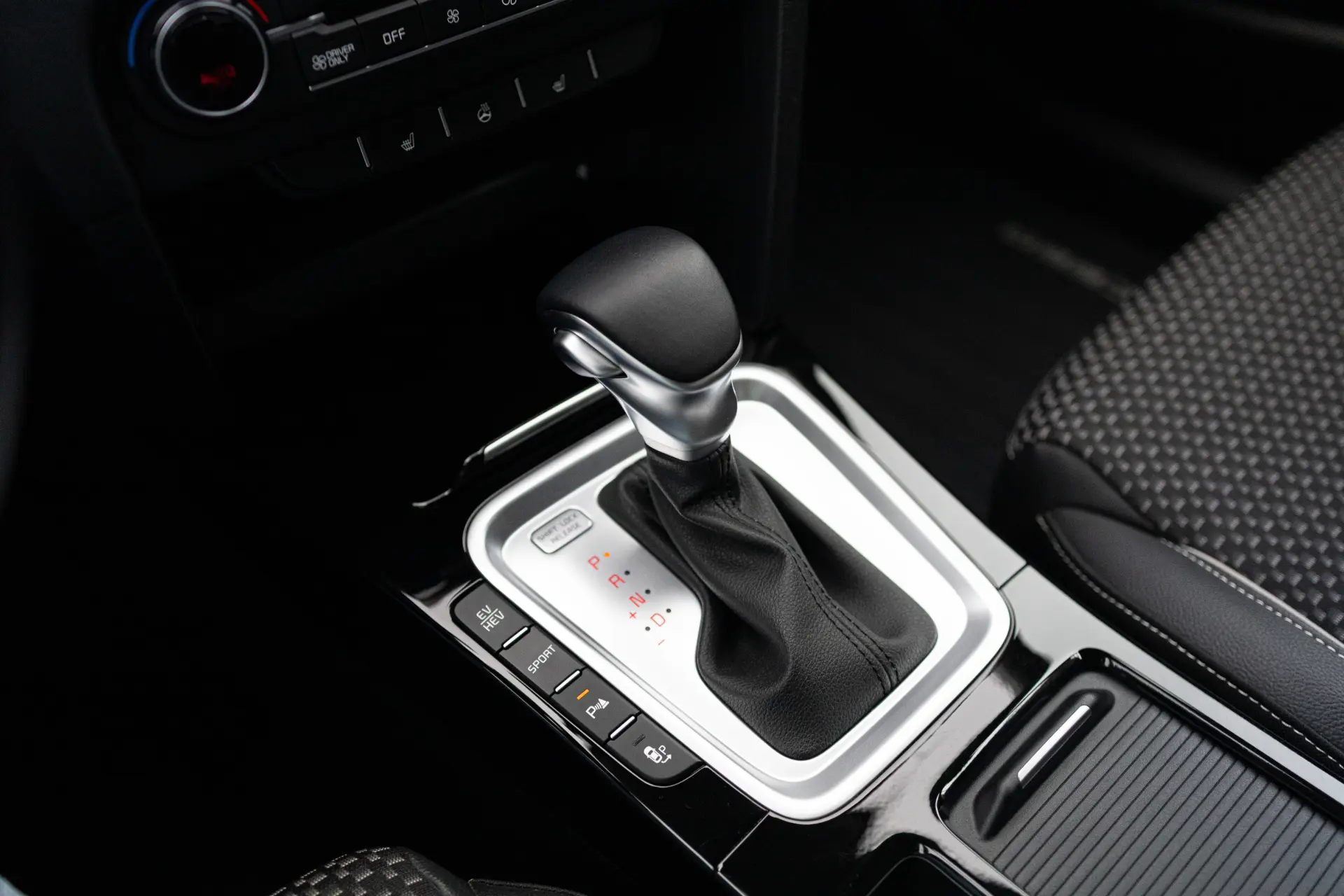 Kia XCeed 1.6 GDI DCT6 OPF PLATINUM 15