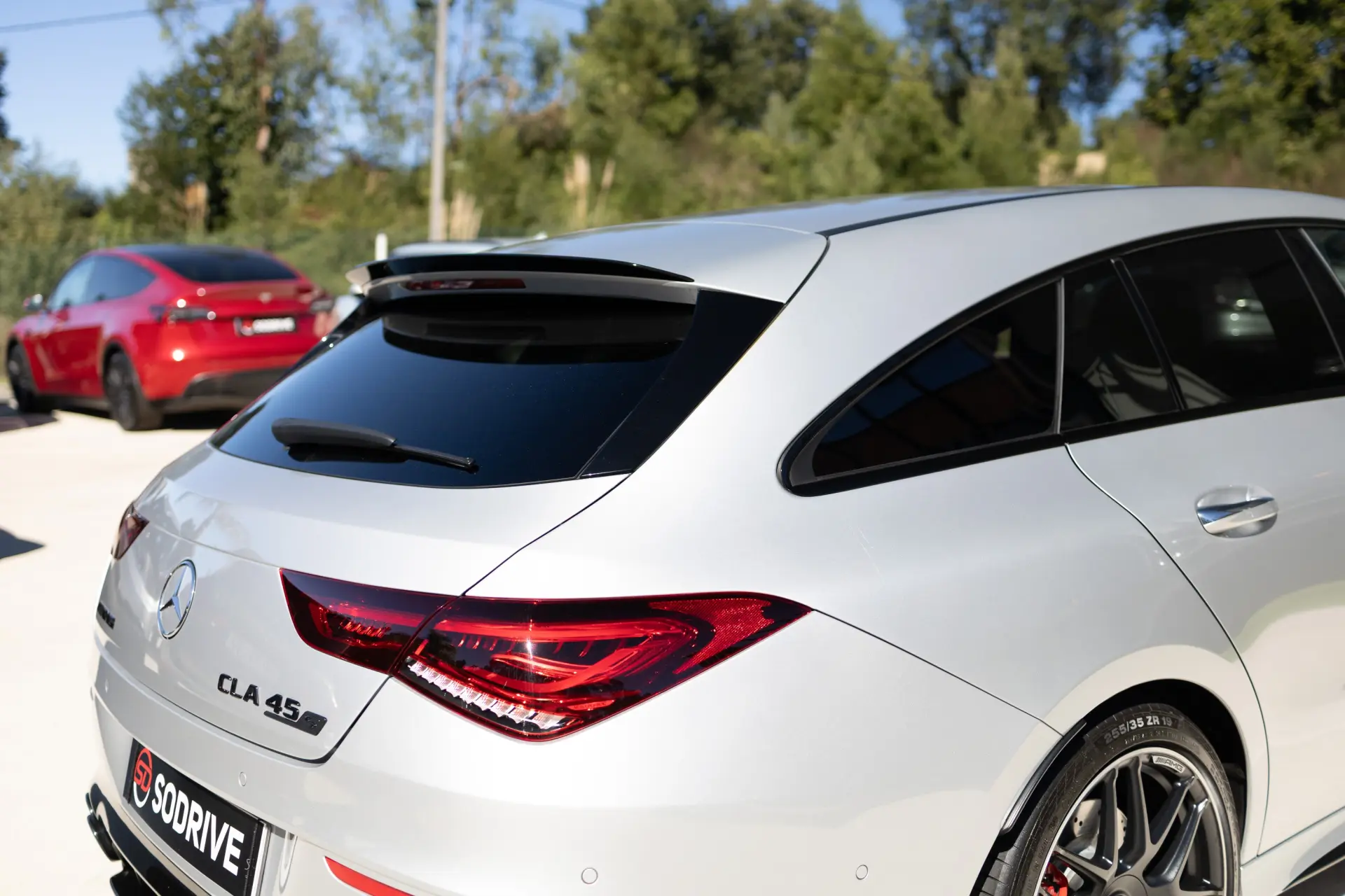 Mercedes-Benz CLA 45 AMG S Shooting Brake 4Matic+ 46