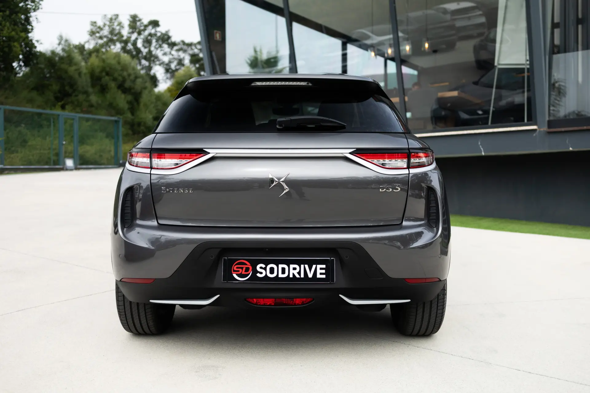 DS DS3 Crossback E-Tense Performance Line 32