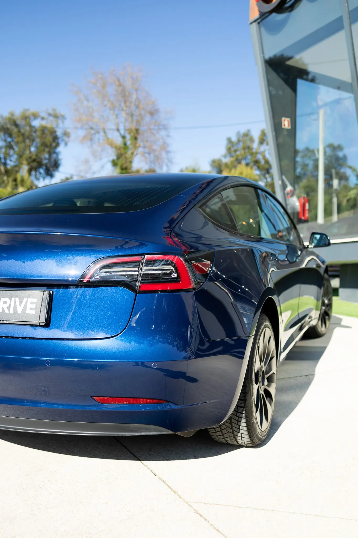Tesla Model 3 Long-Range Dual Motor AWD 24