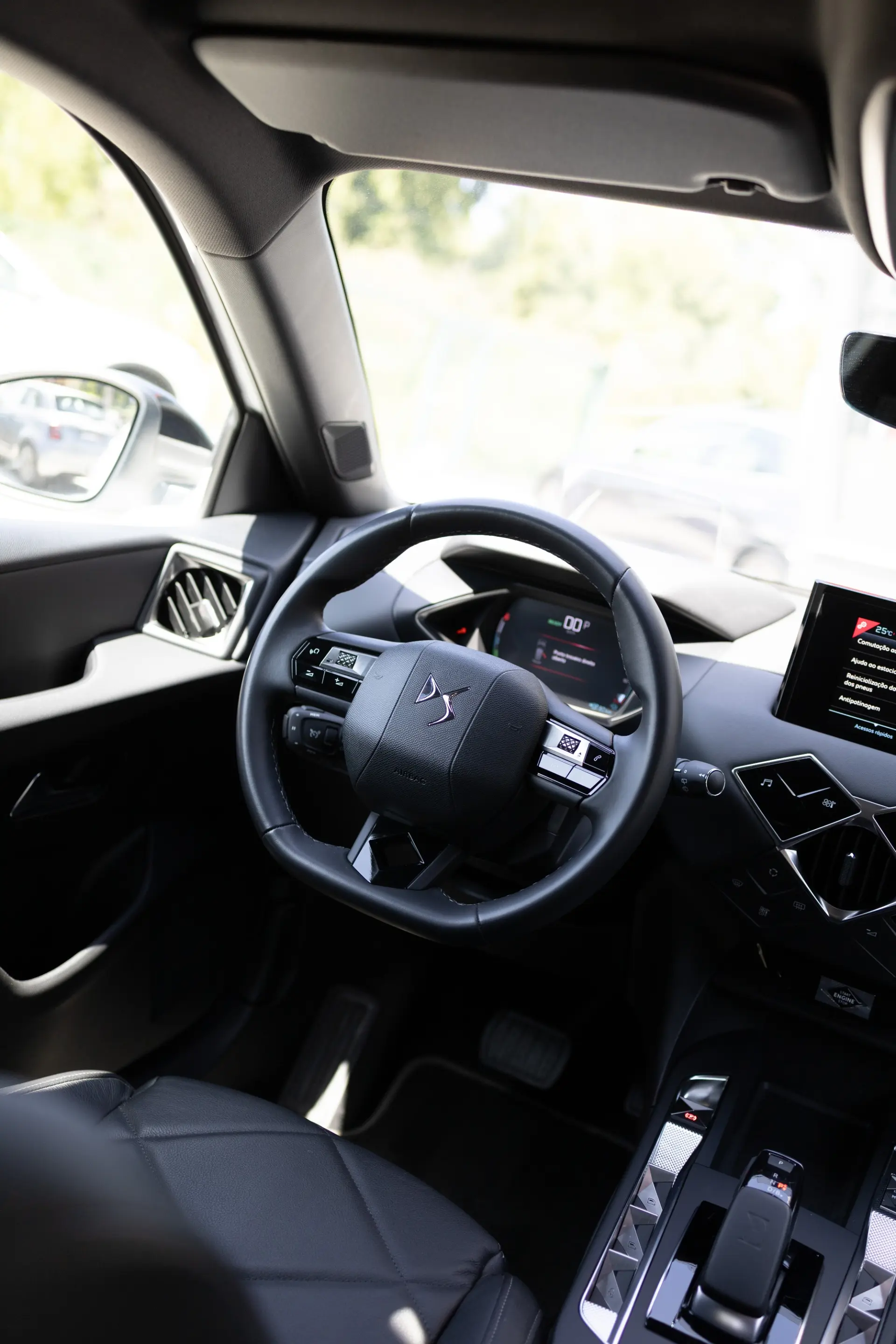 DS DS3 Crossback E-Tense Performance Line 41