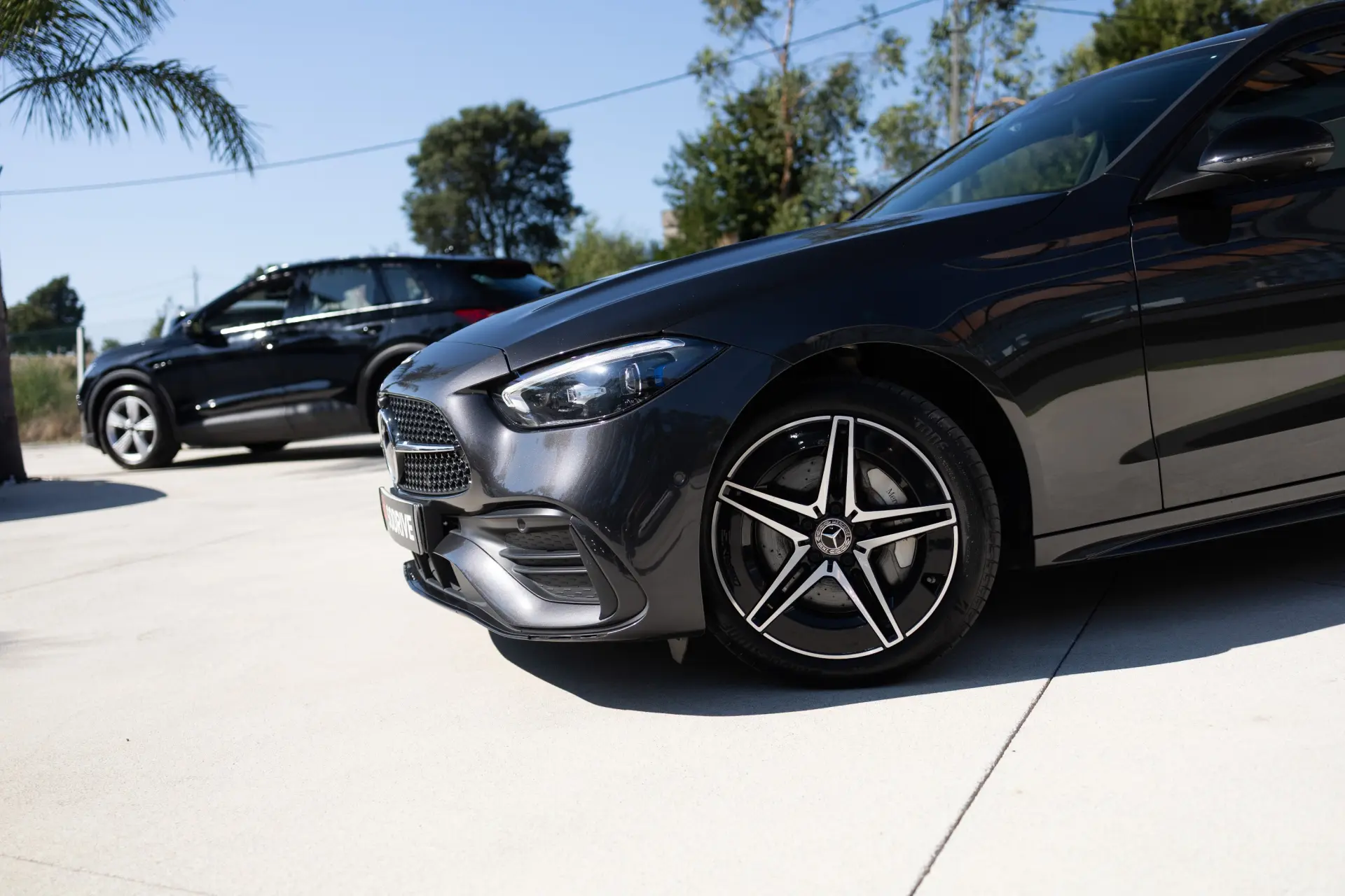 Mercedes-Benz C 300 e AMG Line 12
