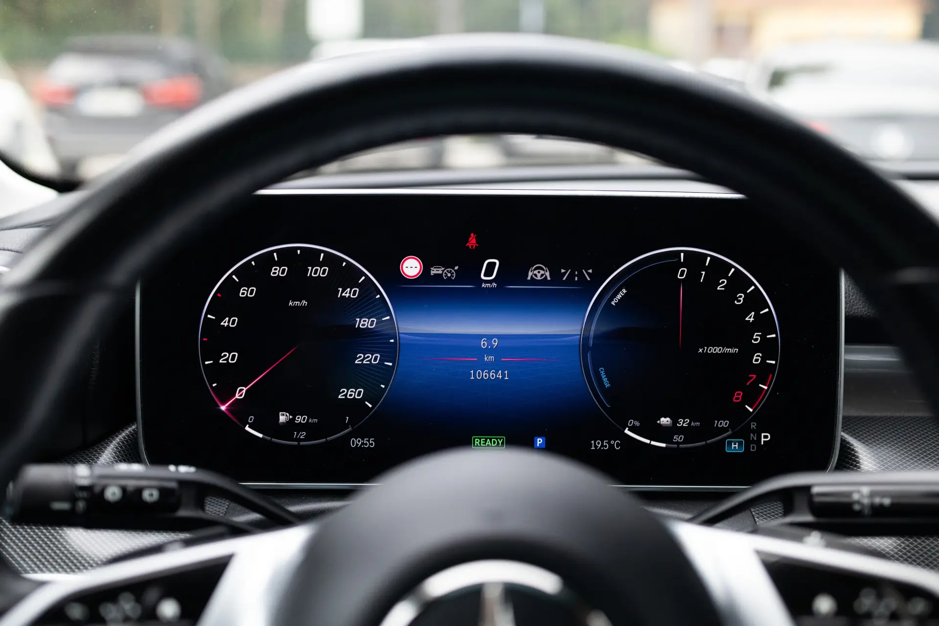 Mercedes-Benz C 300 e Avantgarde 12