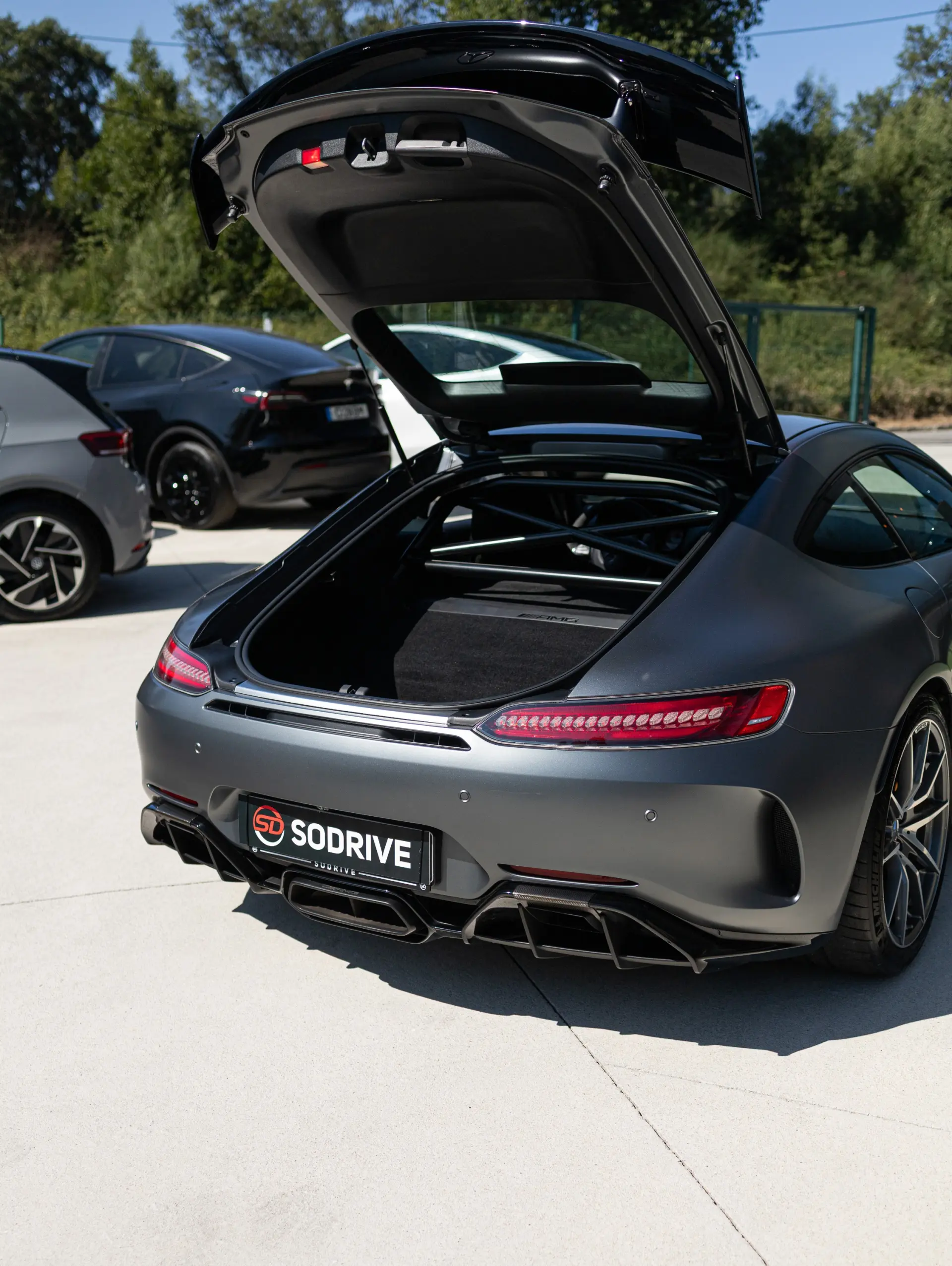 Mercedes-Benz AMG GT R 50