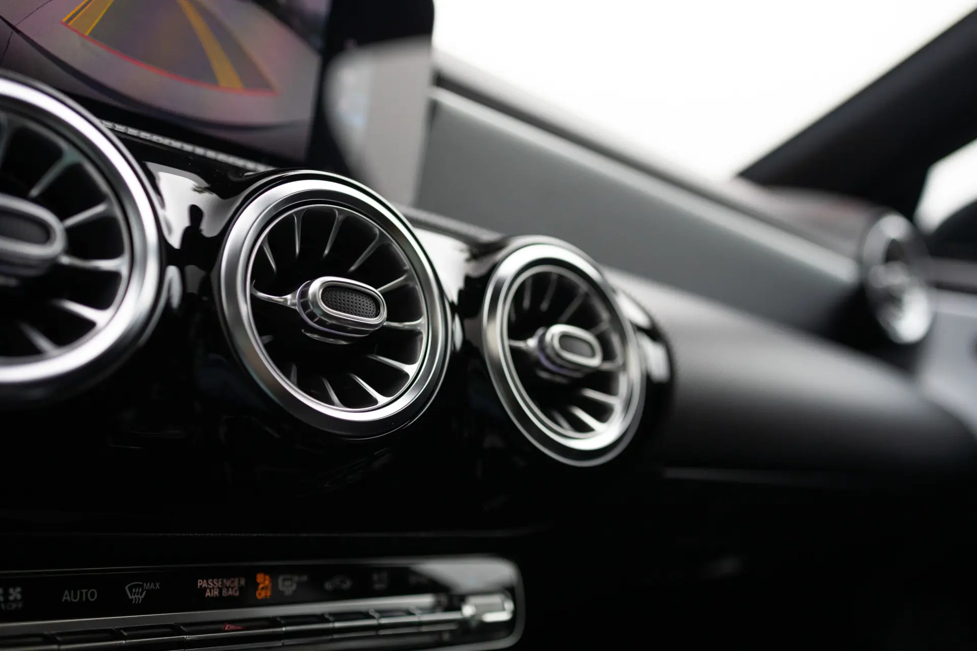 Mercedes-Benz CLA 220 d AMG Line Aut. 27
