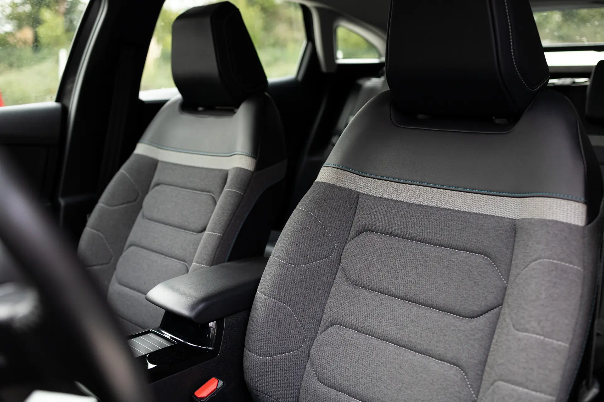 Citroen C4 1.2 PureTech Shine 16