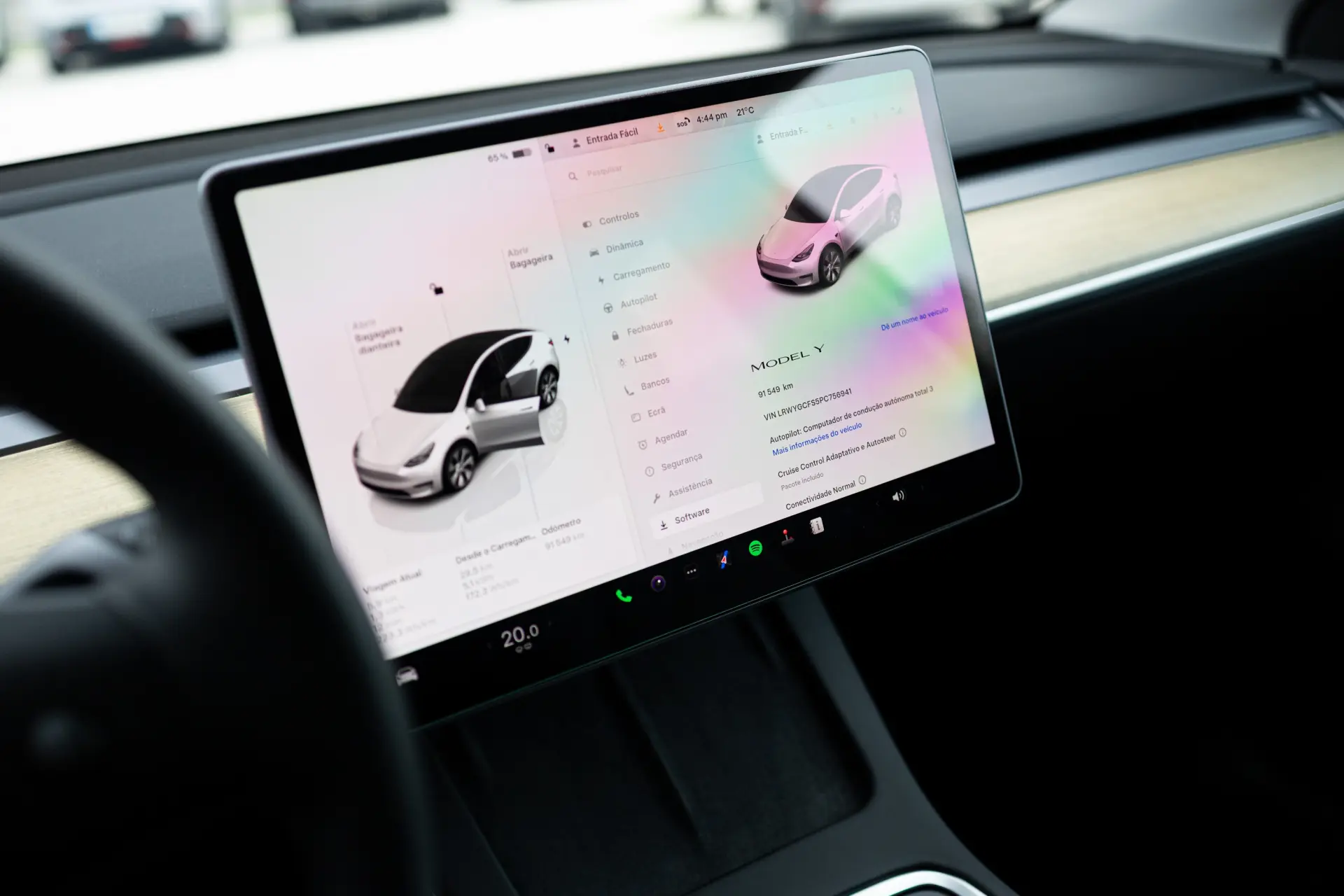 Tesla Model Y Standard 7