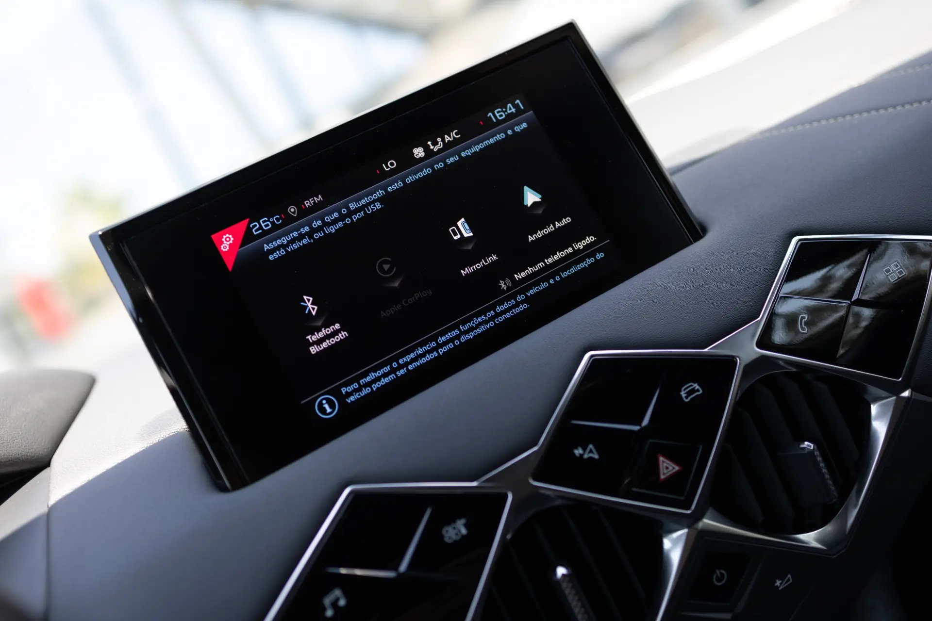 DS DS3 Crossback E-Tense Performance Line 28