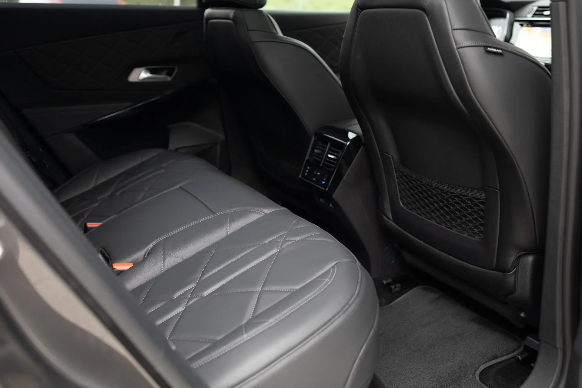 DS DS7 Crossback E-Tense Rivoli EAT8 27