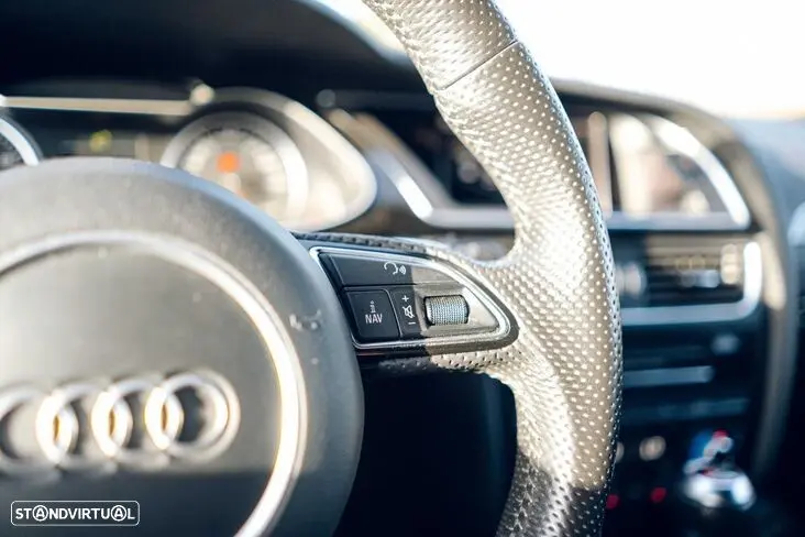 Audi RS4 Avant 4.2 FSi quattro S tronic 26