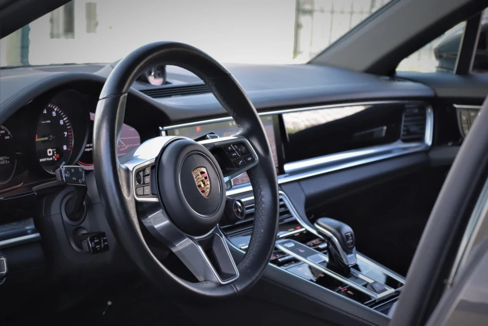 Porsche Panamera Sport Turismo 4 E-Hybrid 28