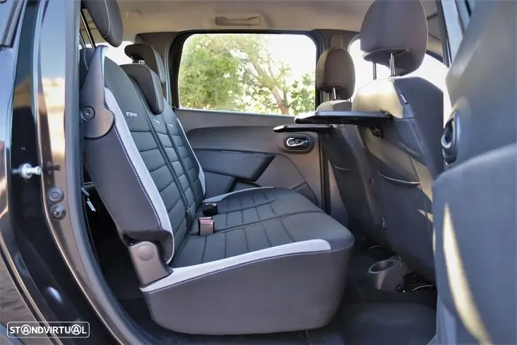 Dacia Lodgy 1.5 Blue dCi Stepway 7L 16