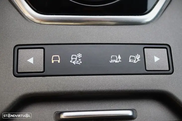 Land Rover Range Rover Evoque 2.2 SD4 Dynamic Auto 24