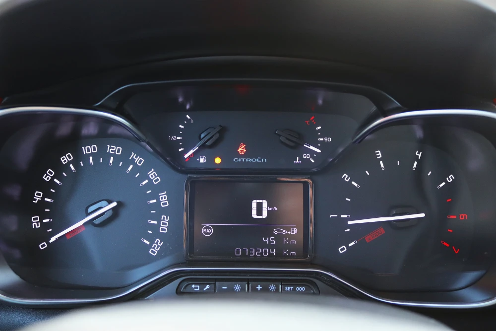 Citroën C3 1.2 PureTech Shine 16