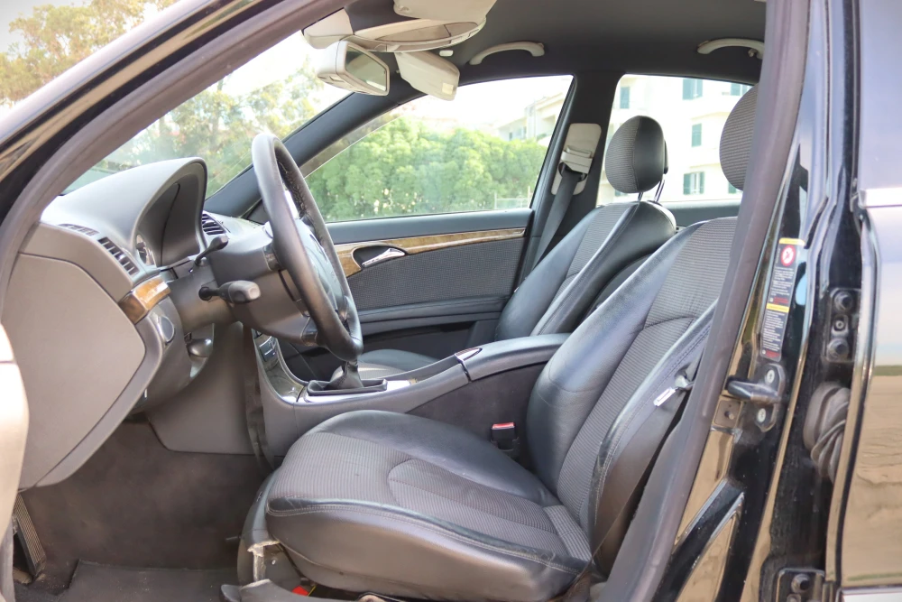 Mercedes-Benz E 220 CDI Avantgarde 13