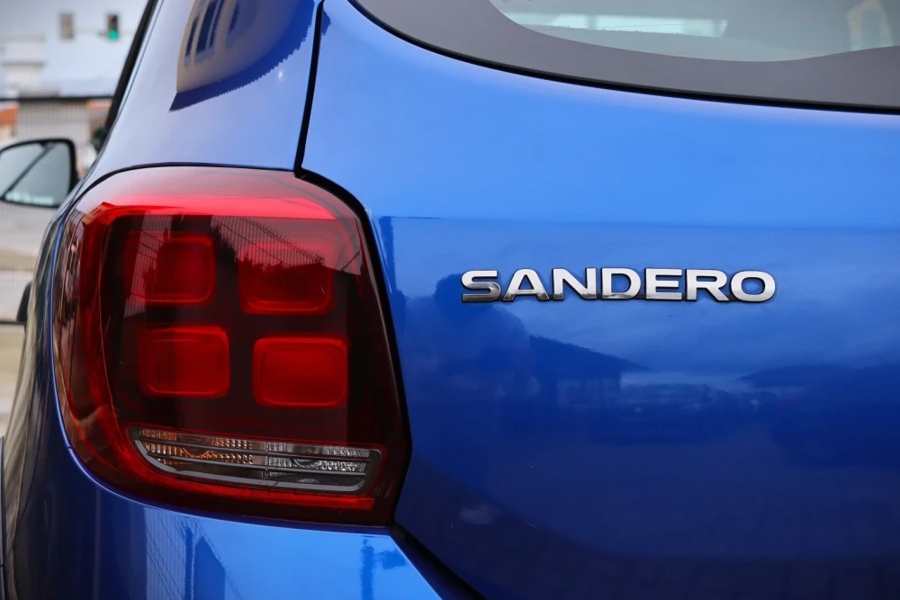 Dacia Sandero 1.0 ECO-G Stepway Comfort Bi-Fuel 18