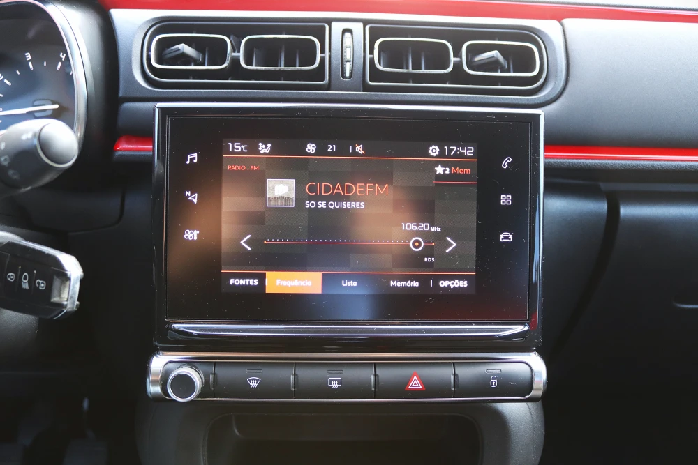 Citroën C3 1.2 PureTech Shine 18